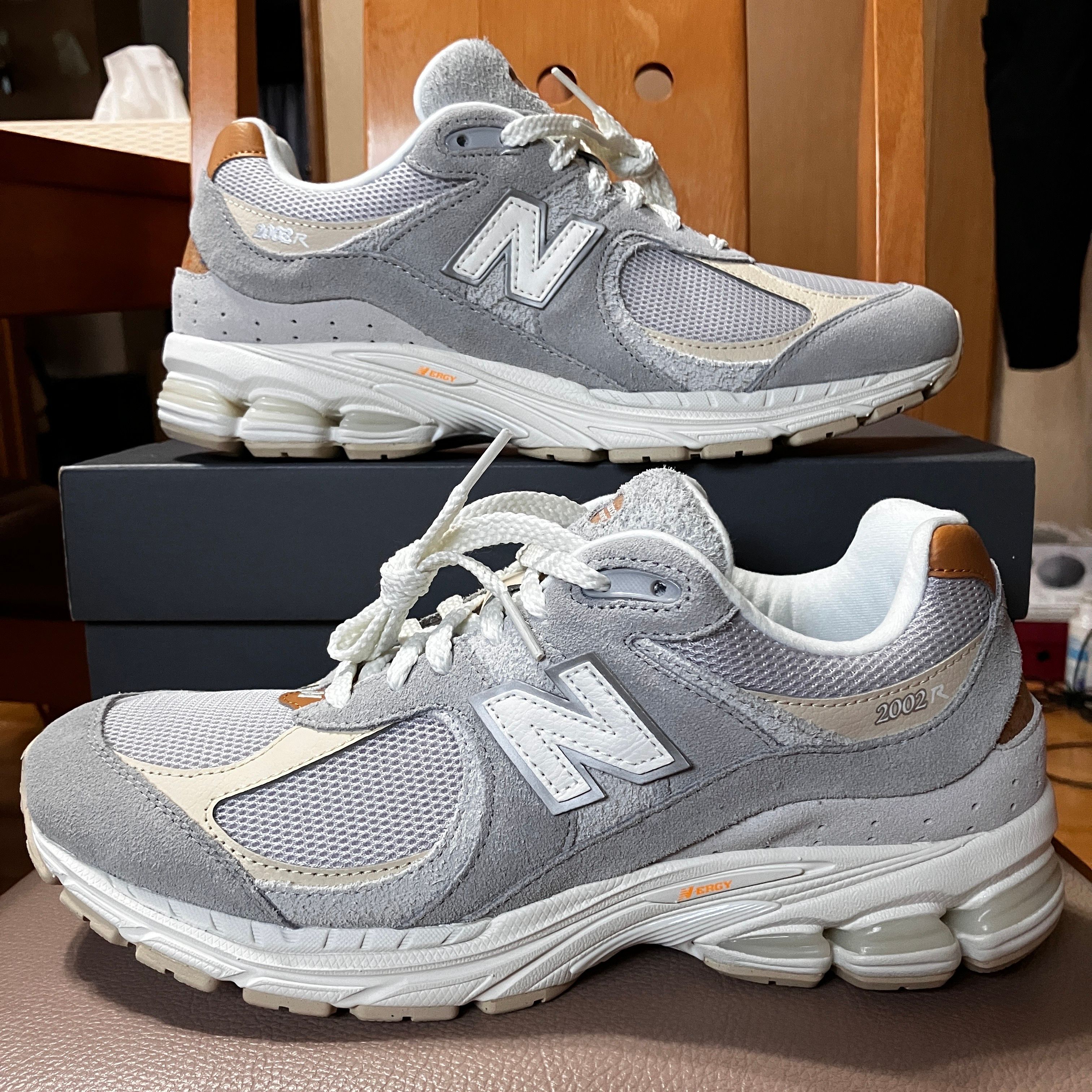 New Balance 2002R "Gray"