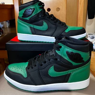 Nike Air Jordan 1 Retro High OG "Black/Pine Green" (2020)