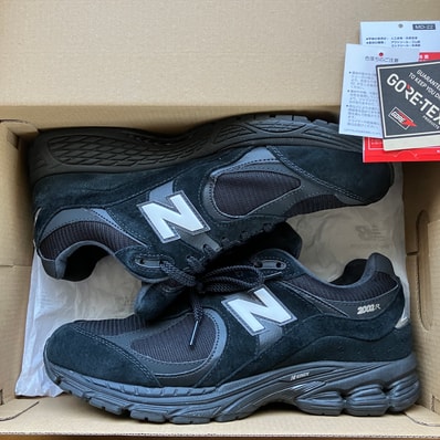 New Balance 2002R GORE-TEX "Black/White"