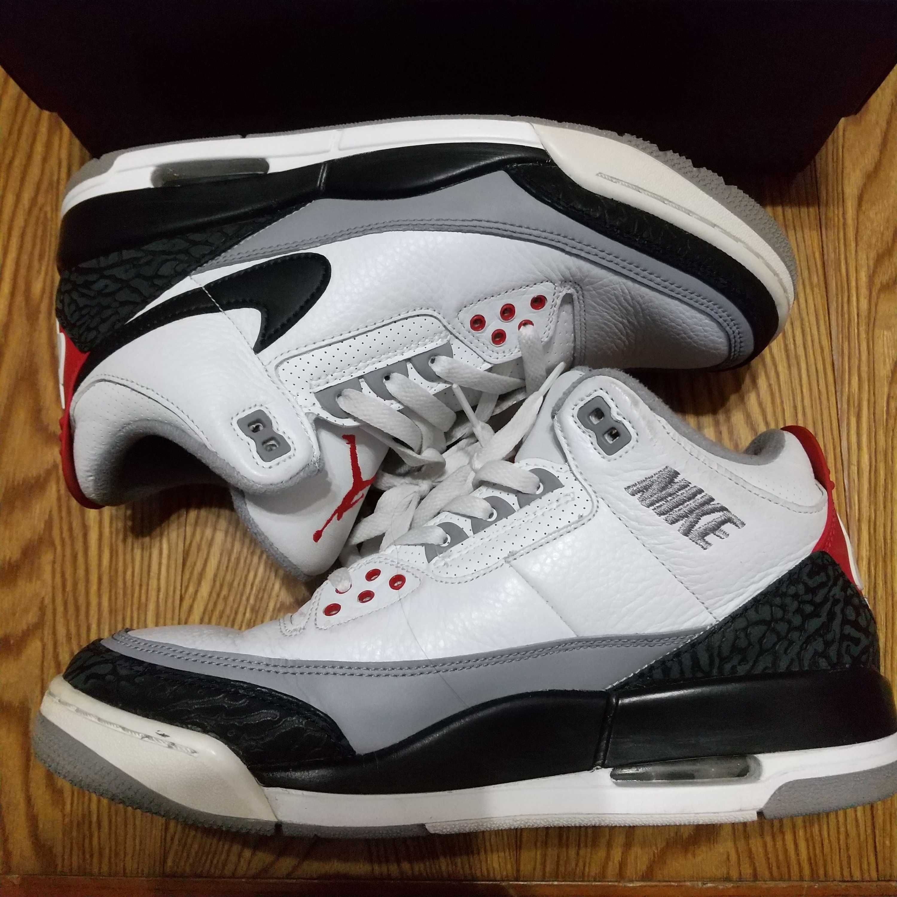 Nike Air Jordan 3 Retro "Tinker Hatfield"