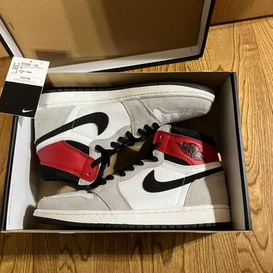 Nike Air Jordan 1 High OG "White/Black/Light Smoke Grey"