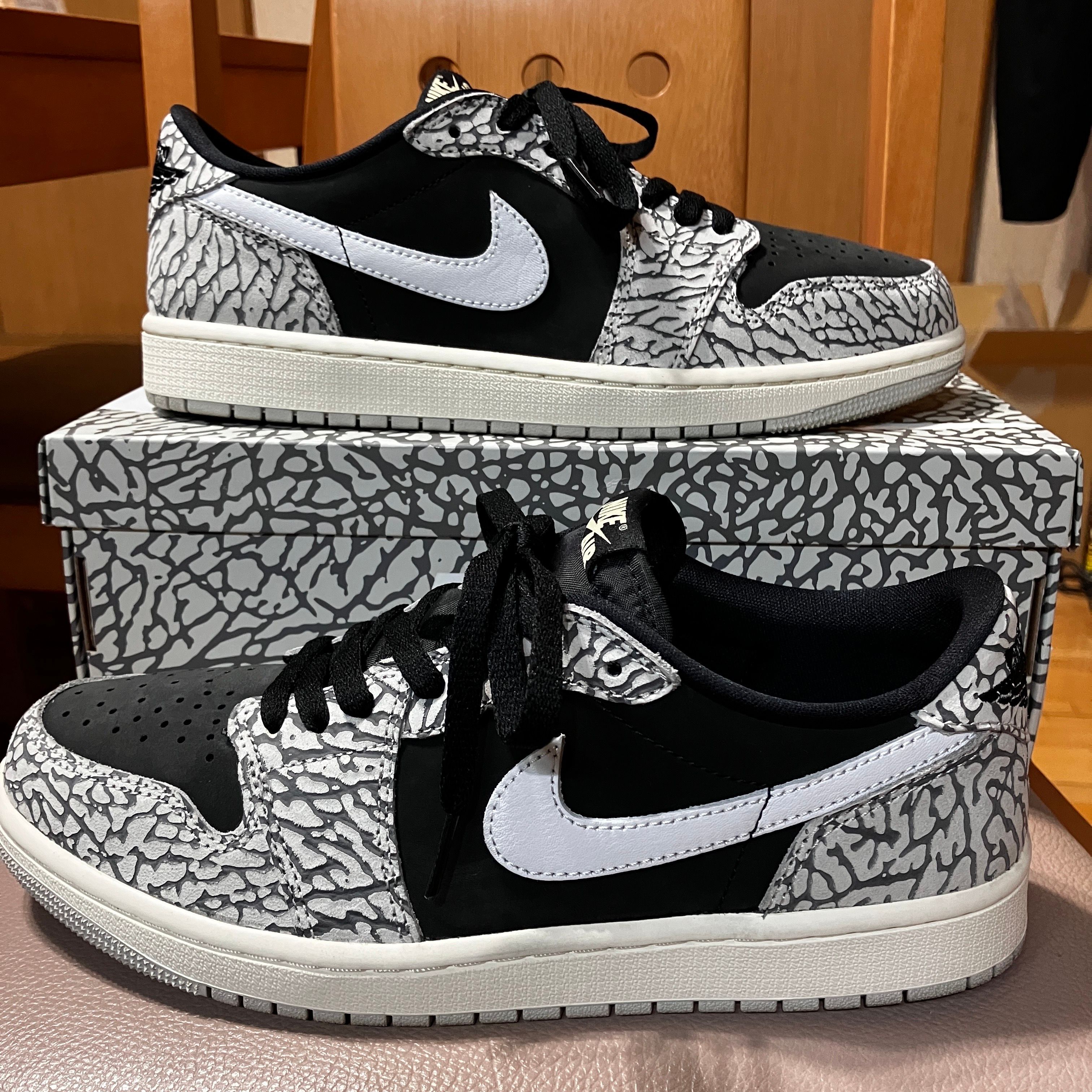 Nike Air Jordan 1 Retro Low OG "Black Cement"