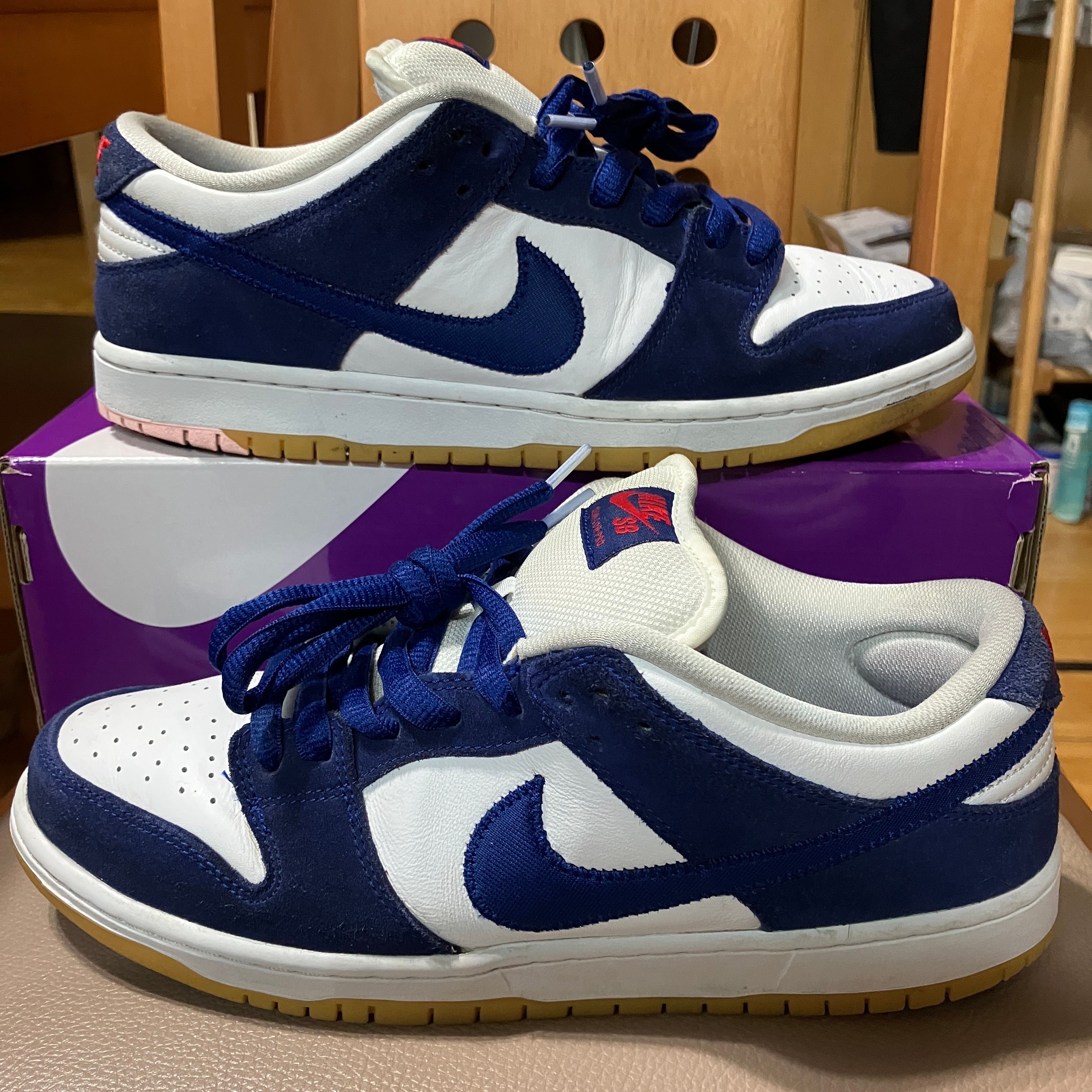 Nike SB Dunk Low "Los Angeles Dodgers/Deep Royal Blue"