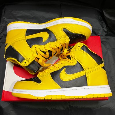 Nike Dunk High "Black/Varsity Maize"