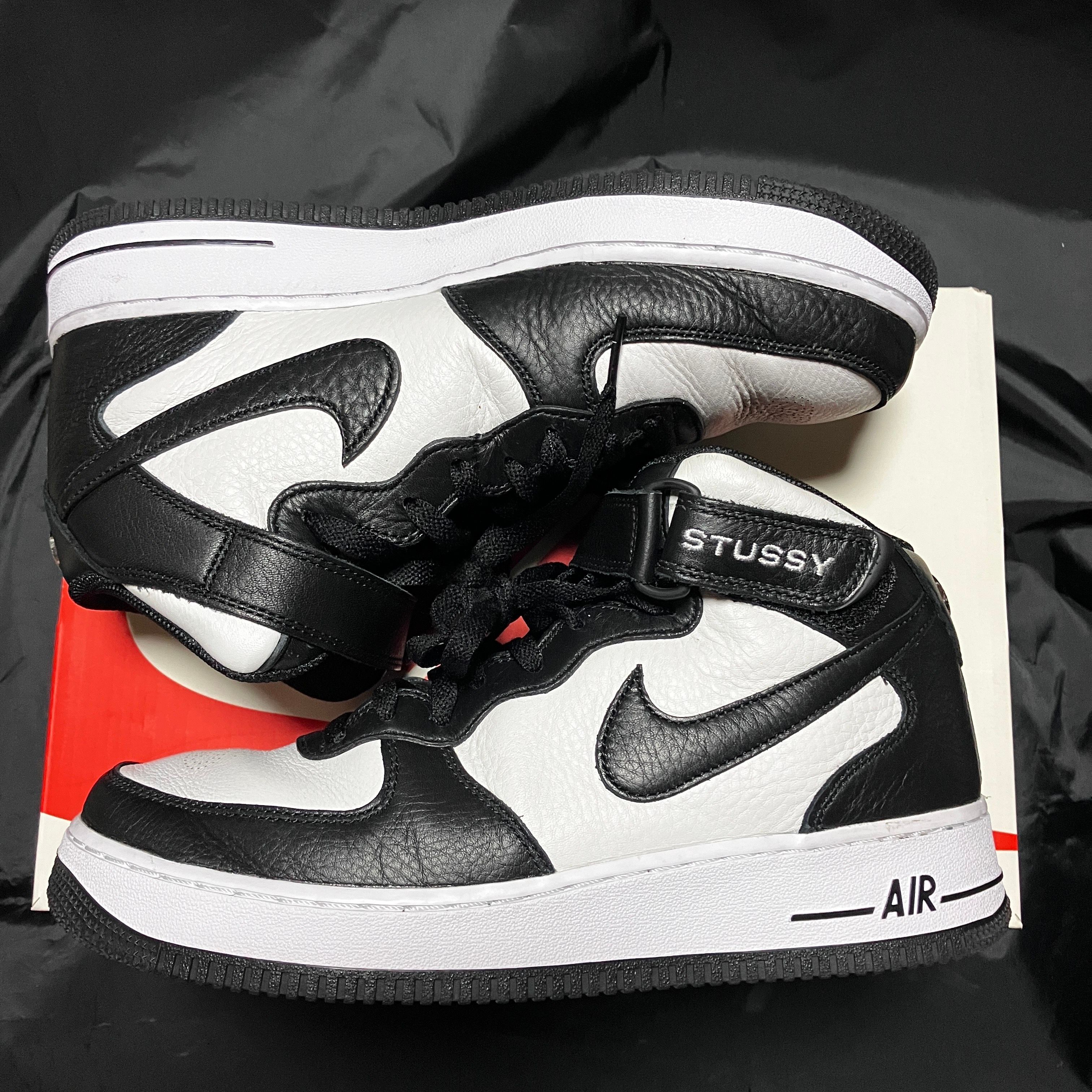 Stussy × Nike Air Force 1 Mid "Black and Light Bone"