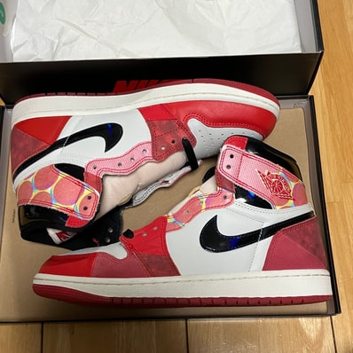 Spider-Man × Nike Air Jordan 1 Retro High OG SP "Spider-Man: Across the Spider-Verse/University Red"