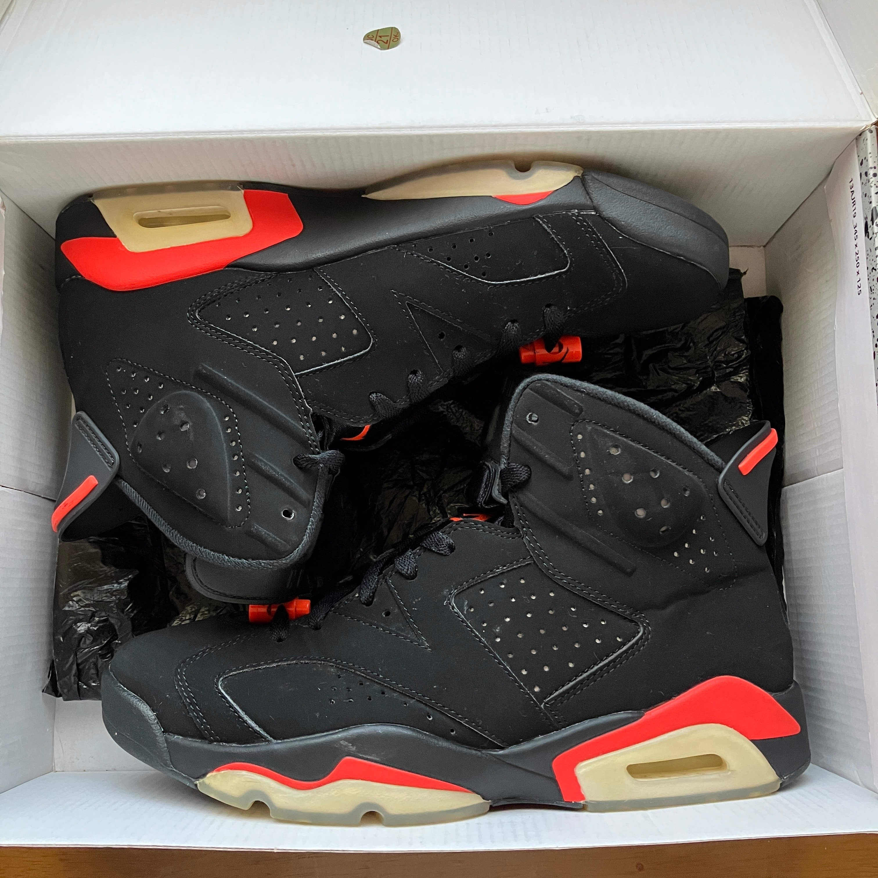 Nike Air Jordan 6 Retro OG "Black/Infrared"