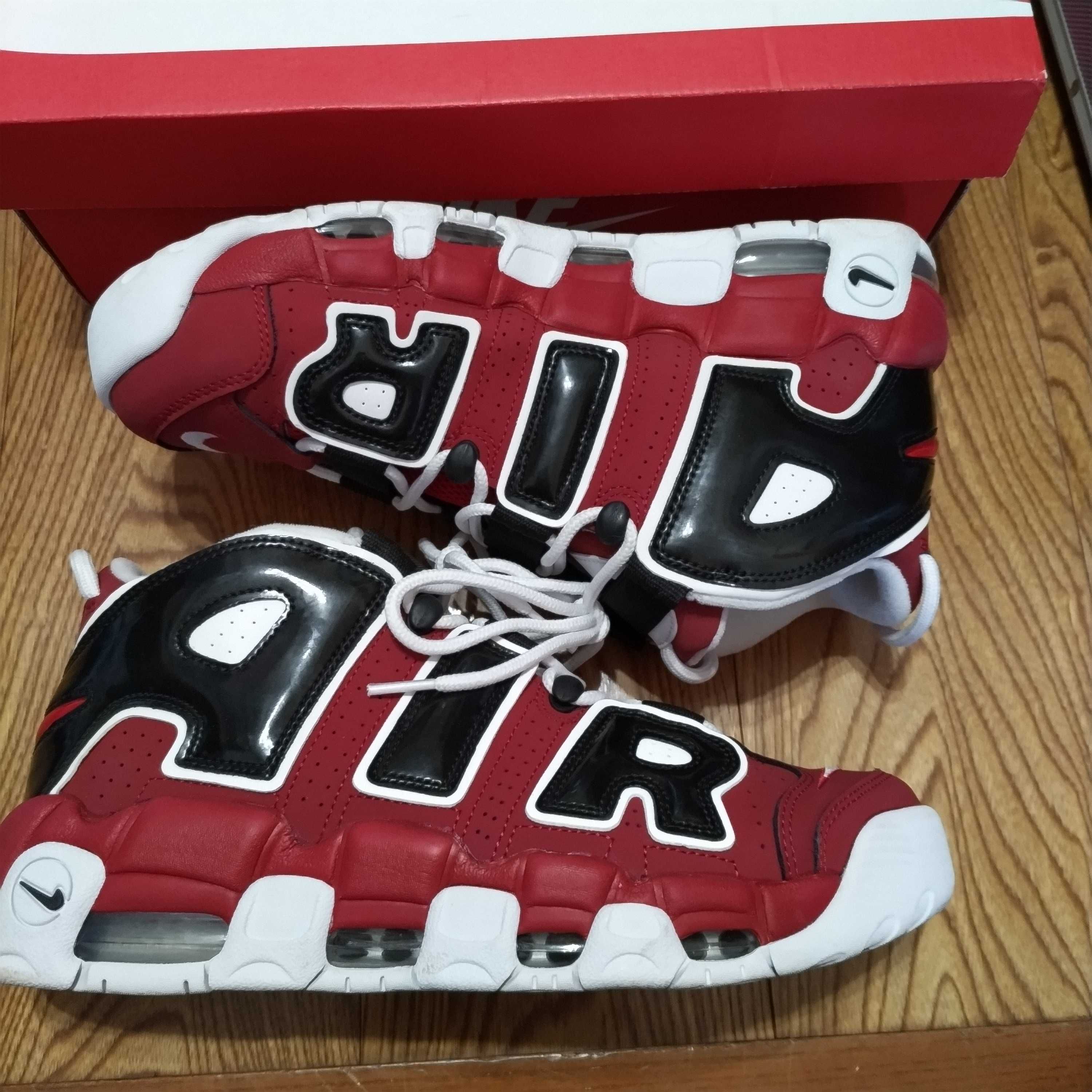 Nike Air More Uptempo ’96 "Black and Varsity Red" (2021)