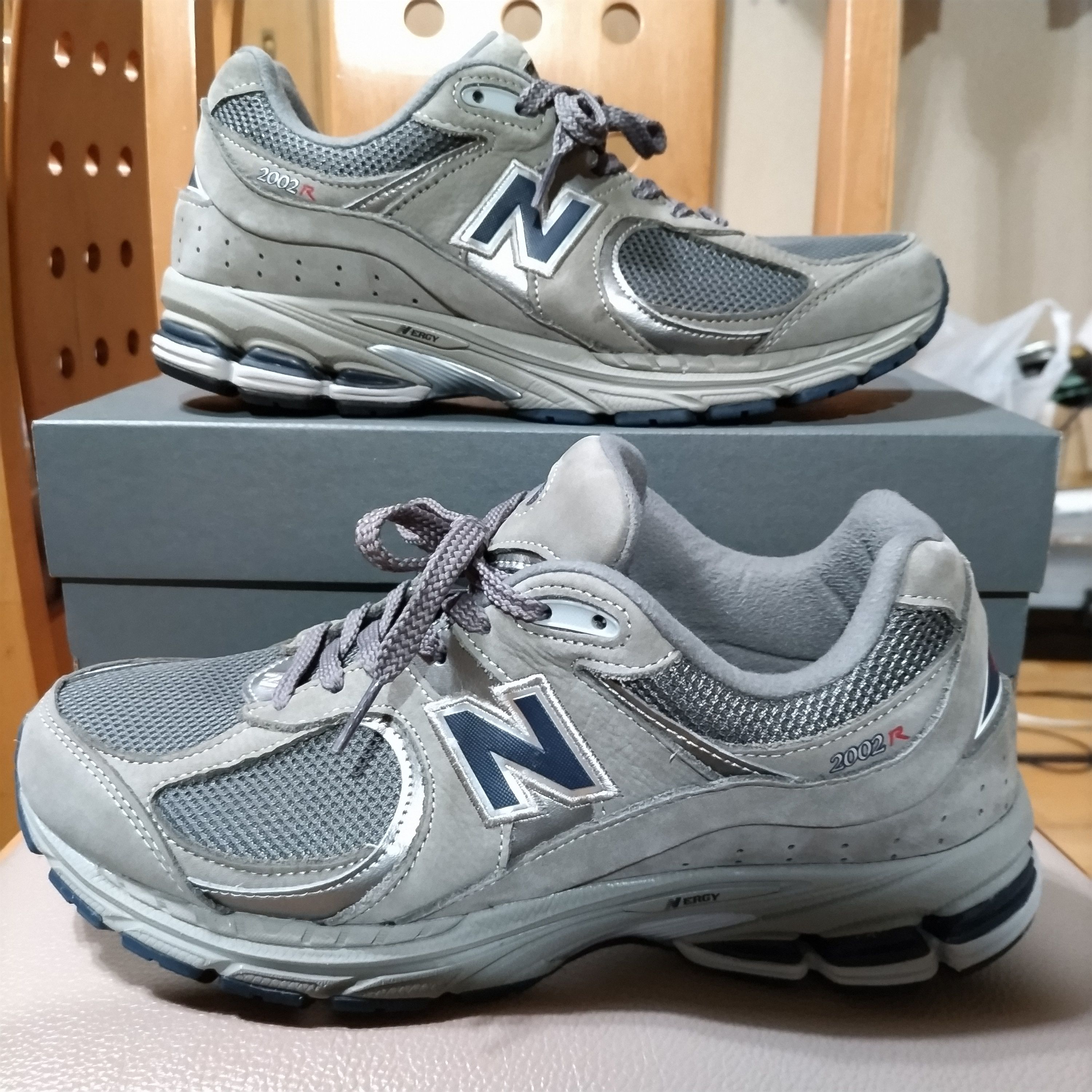 New Balance 2002R "Gray"