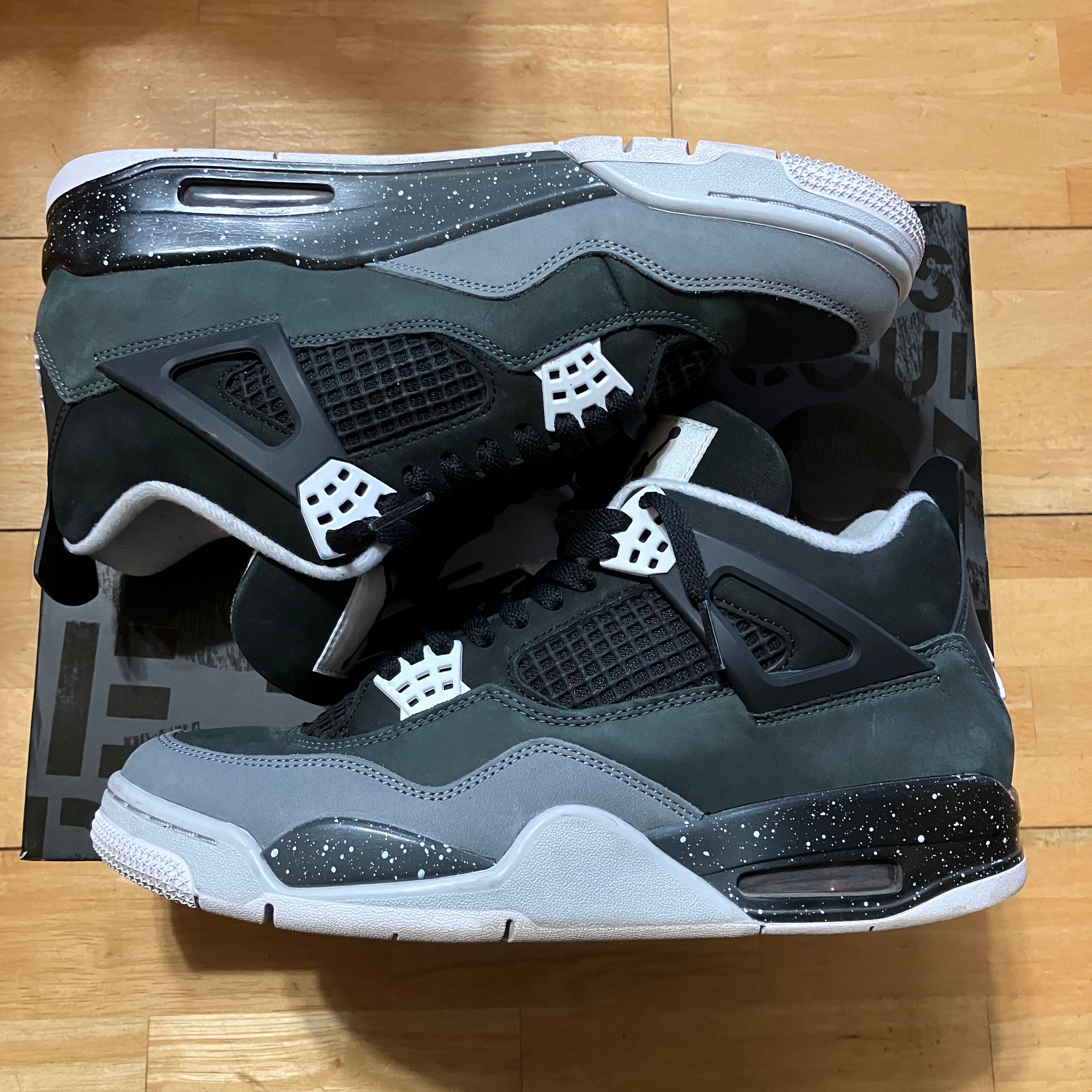 Nike Air Jordan 4 Retro "Fear"