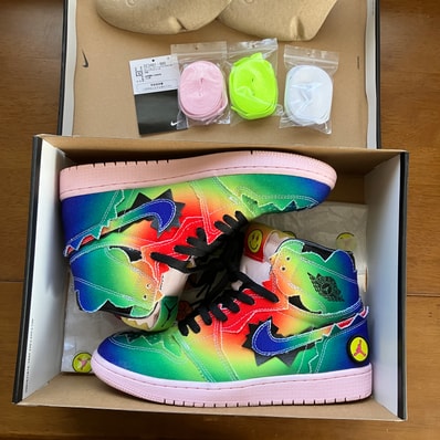 J Balvin × Nike Air Jordan 1 High OG "Rainbow"