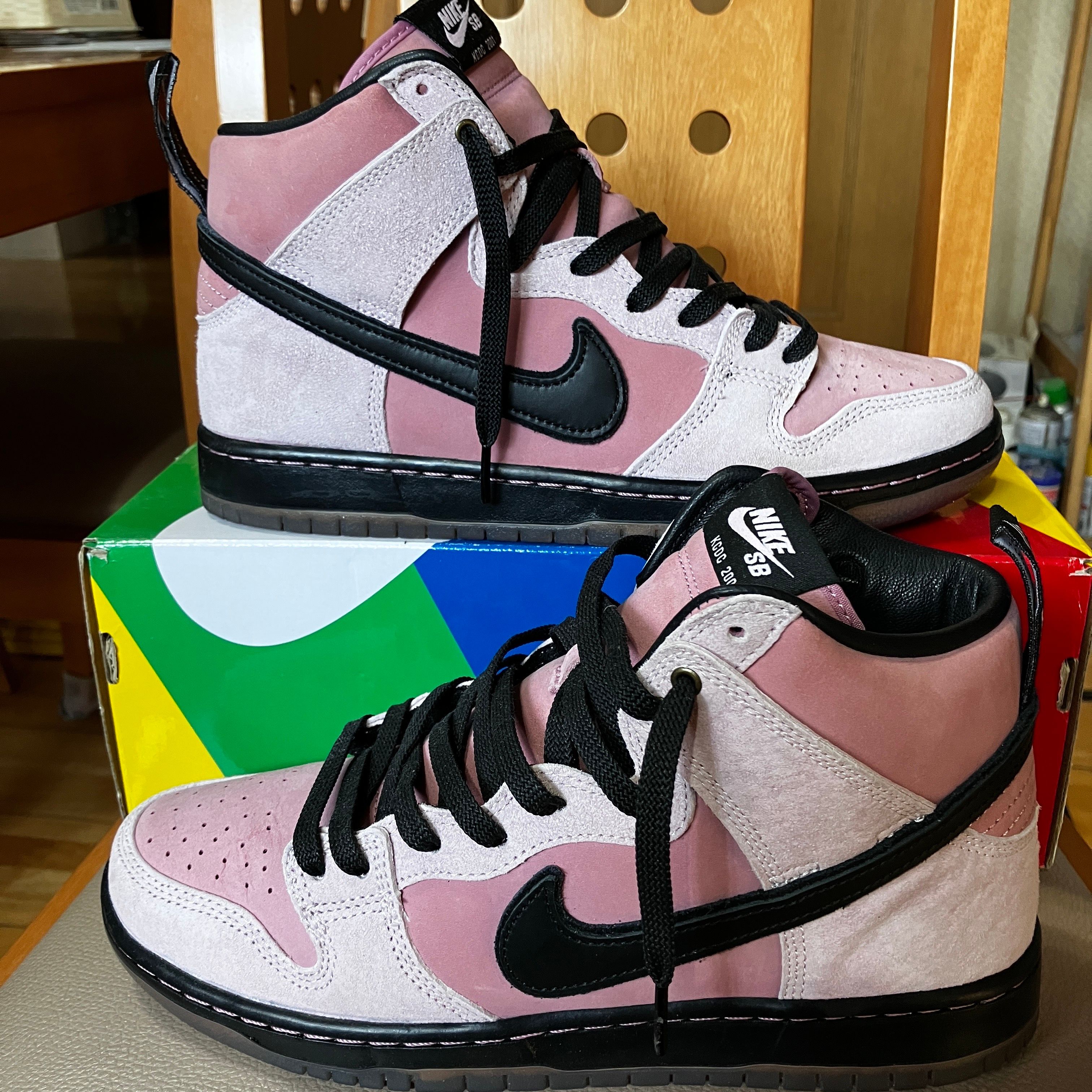 KCDC Brooklyn Skateshop × Nike SB Dunk High "Pink/Black"