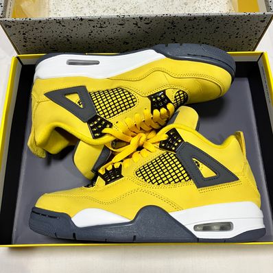 Nike Air Jordan 4 "Tour Yellow"