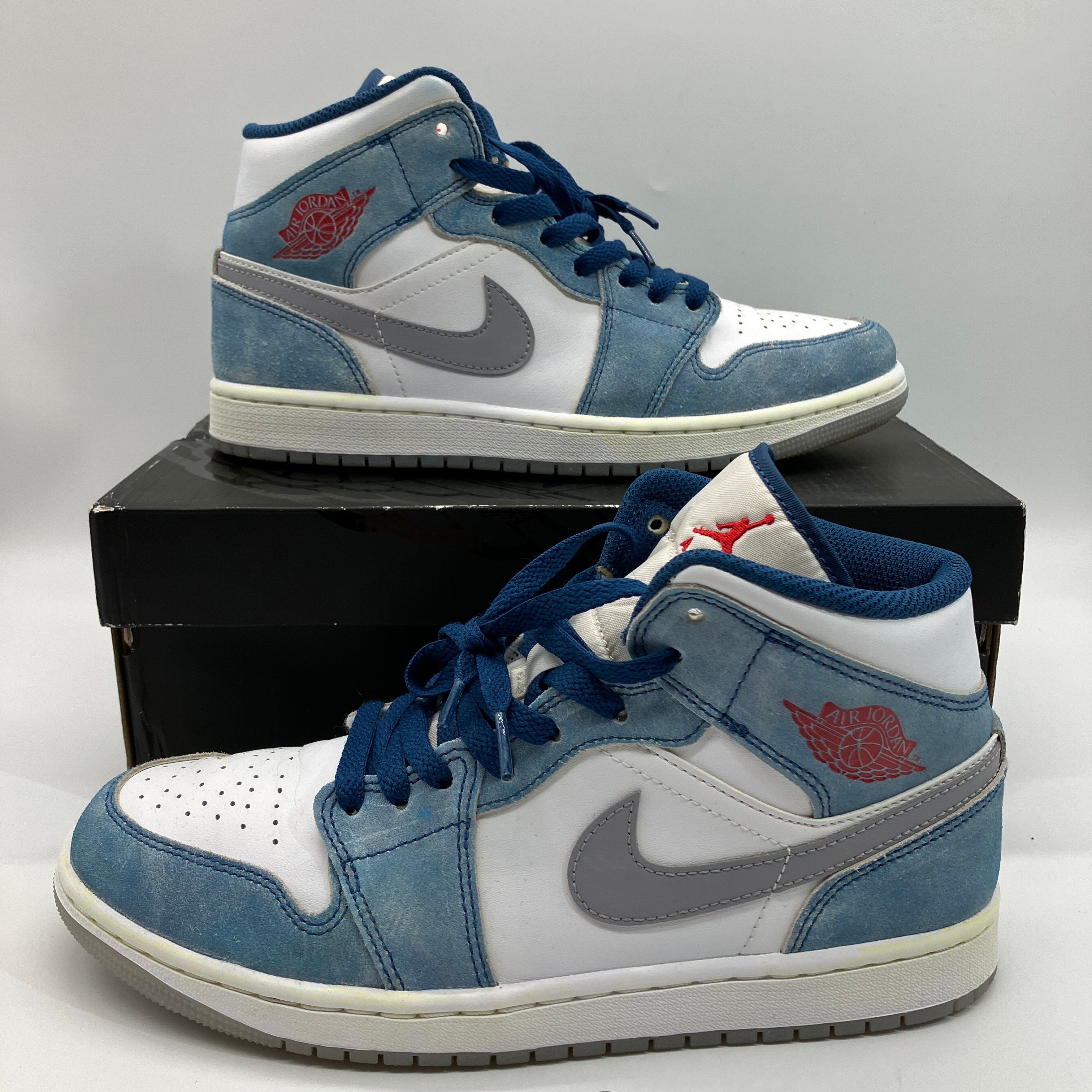 Nike Air Jordan 1 Mid SE "White/Hyper Royal/Red"