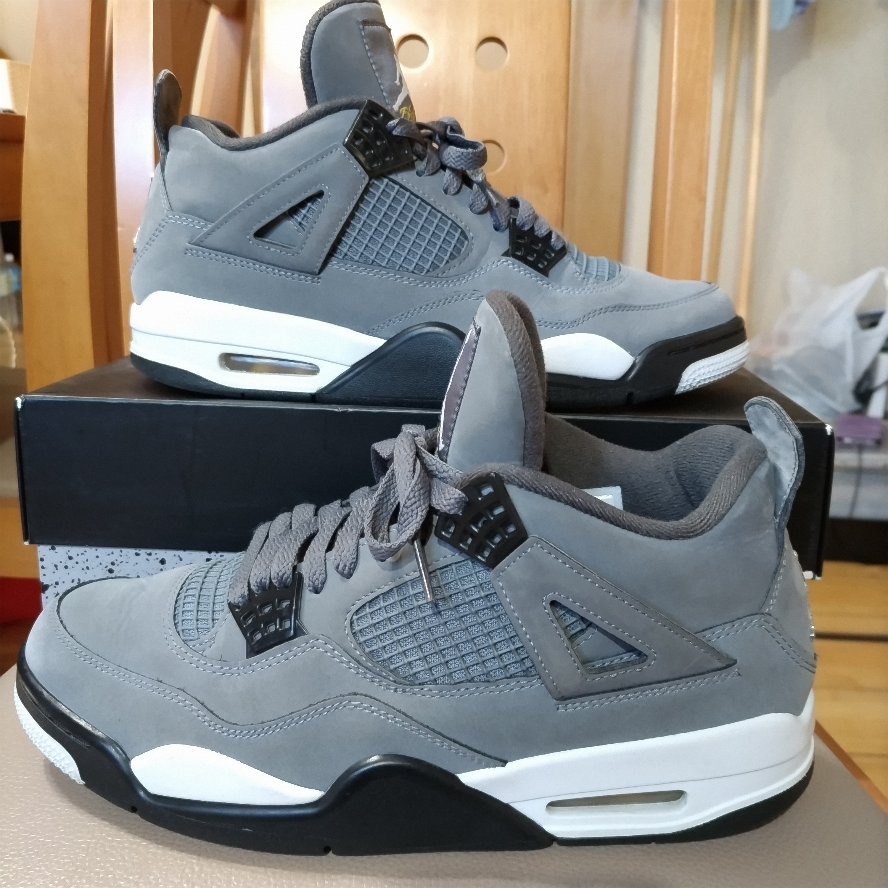 Nike Air Jordan 4 "Cool Grey"