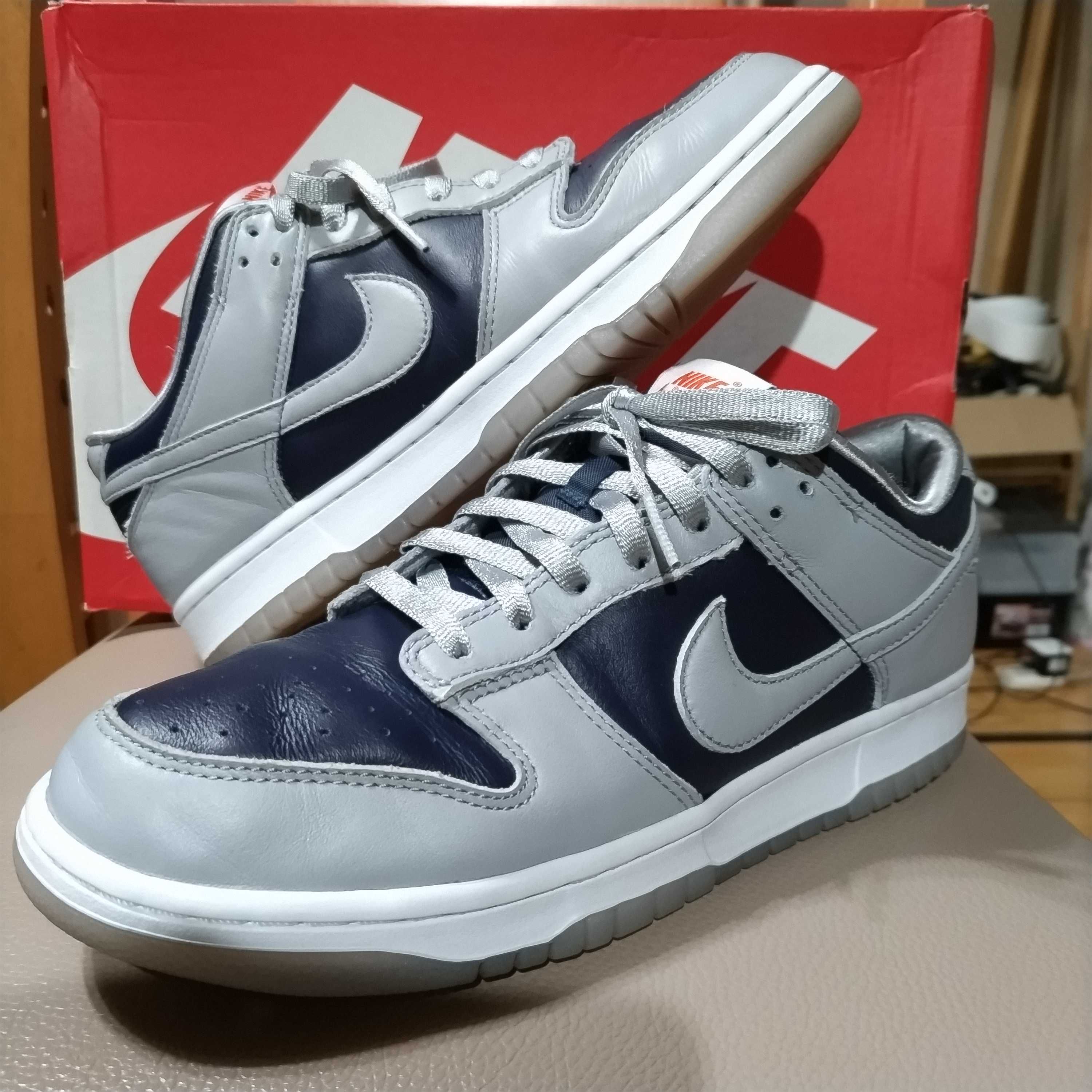 NIKE Women's DUNK LOW "COLLEGE NAVY"