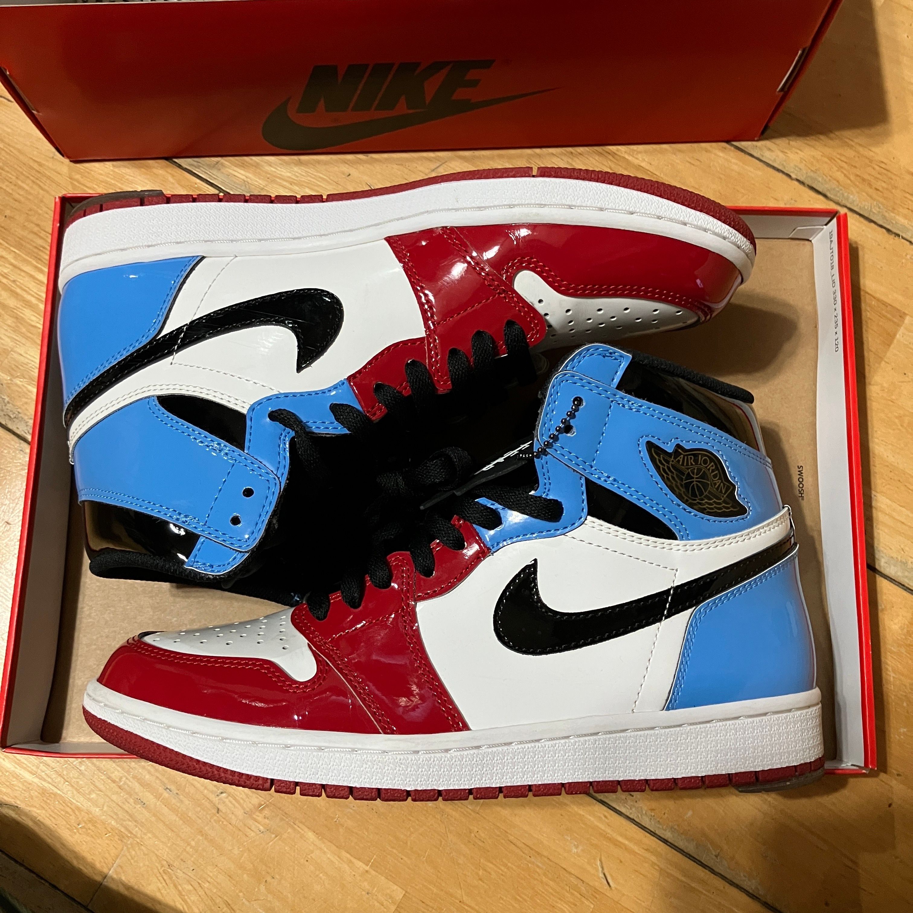 Nike Air Jordan 1 High OG "Fearless"