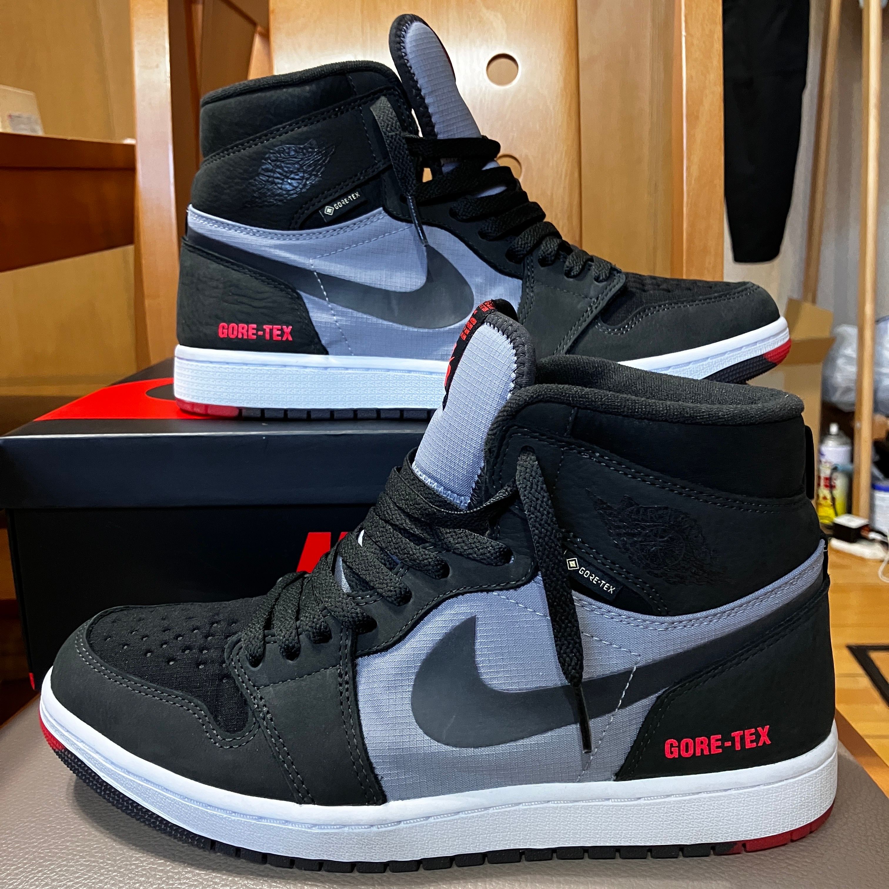 Nike Air Jordan 1 Element GORE-TEX "Black Cement"