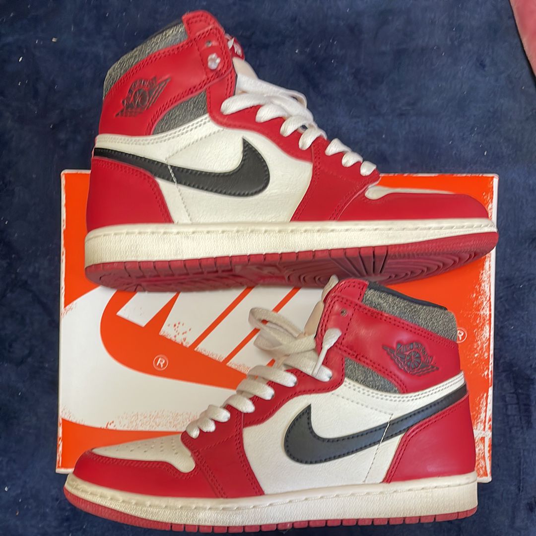 Nike Air Jordan 1 High OG "Lost & Found/Chicago"
