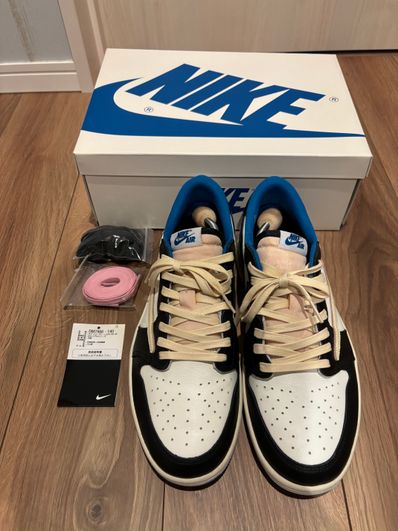 Travis Scott × fragment design × Nike Air Jordan 1 Low OG SP "Military Blue"