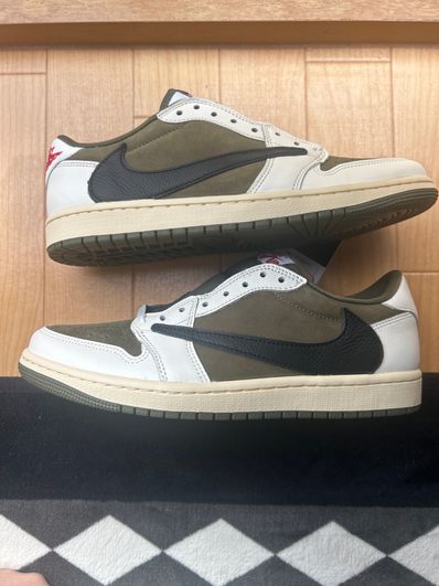Travis Scott × Nike Air Jordan 1 Low OG SP "Reverse Olive"