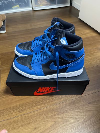 Nike Air Jordan 1 Retro High OG "Dark Marina Blue"