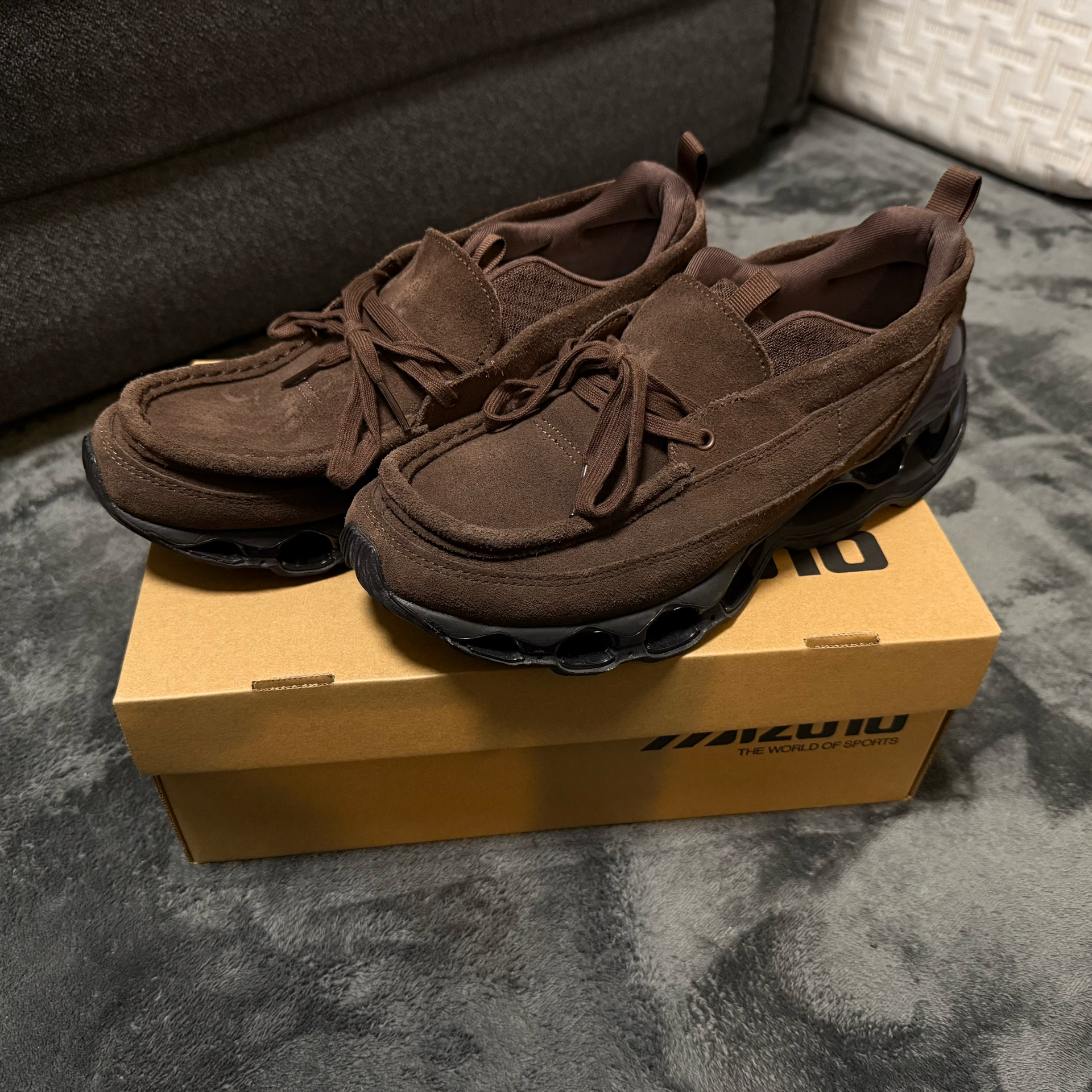 Mizuno Wave Prophecy Moc Suede "Brown"