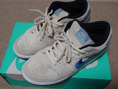 Nike SB Dunk Low "Light Cream"