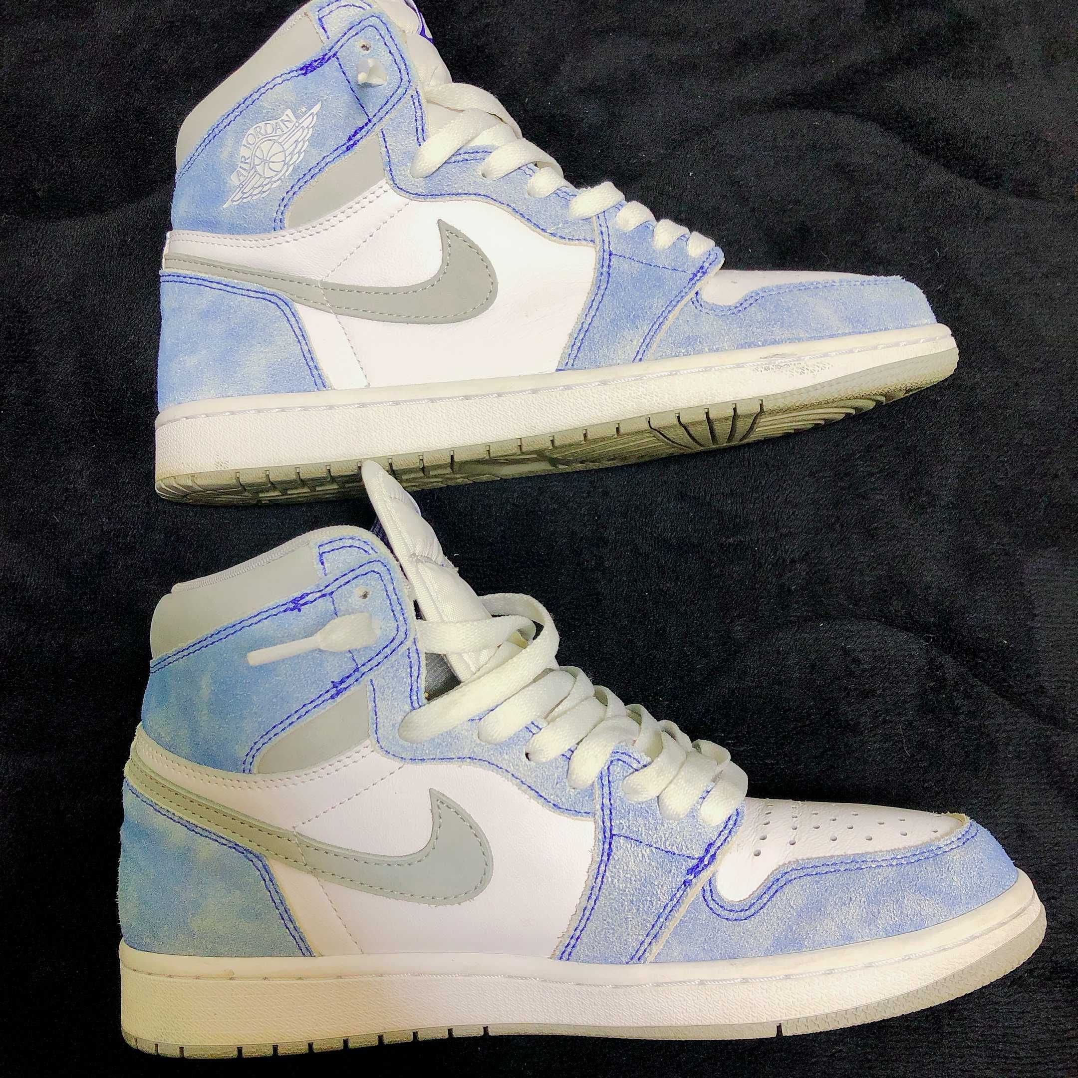 Nike Air Jordan 1 High OG "Hyper Royal"