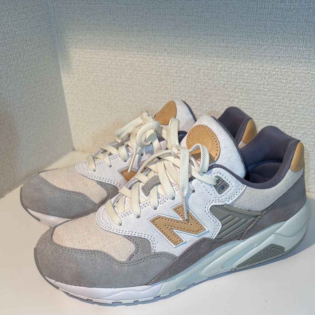 KITH × New Balance 580 "Malibu"