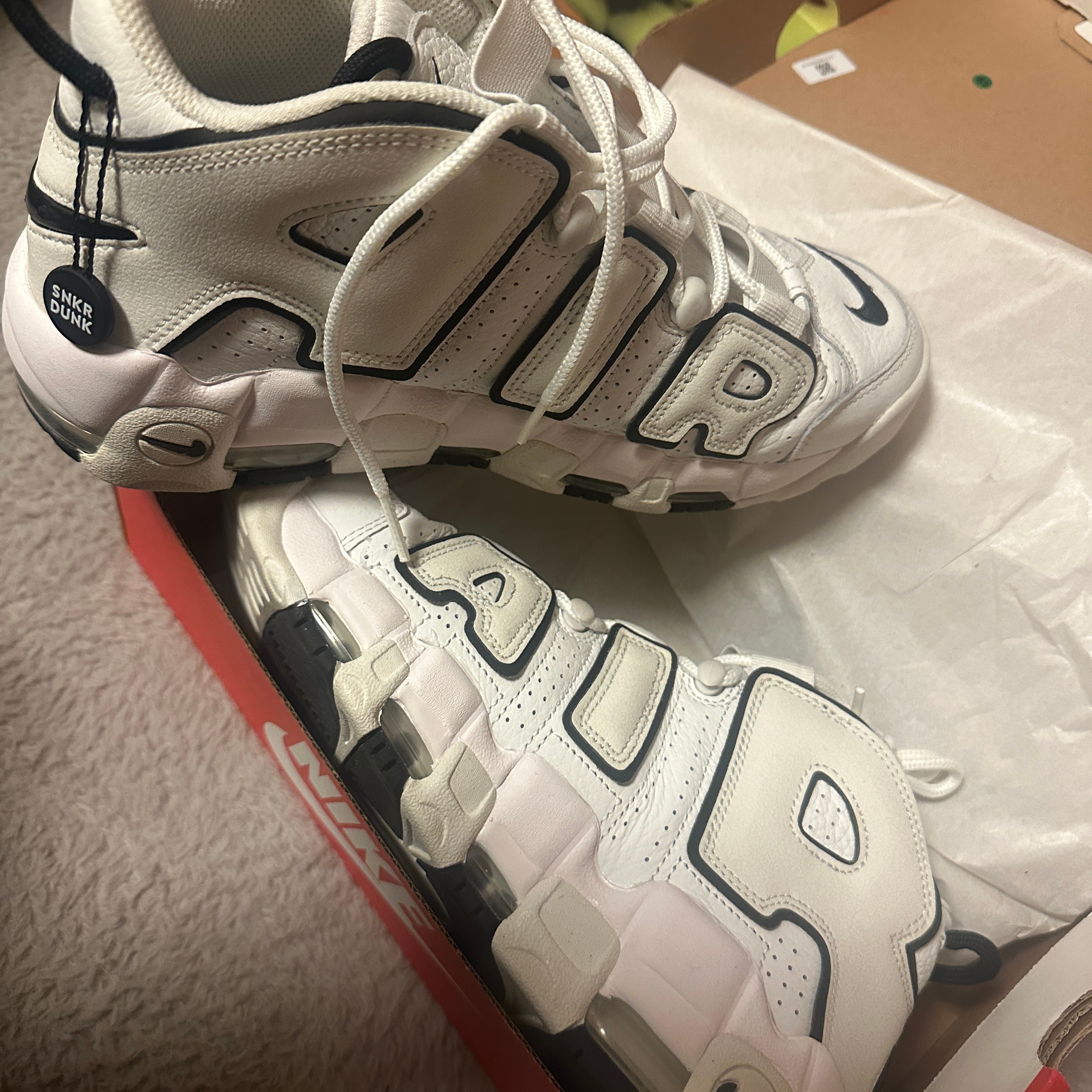 Nike Women's Air More Uptempo "White/Black"