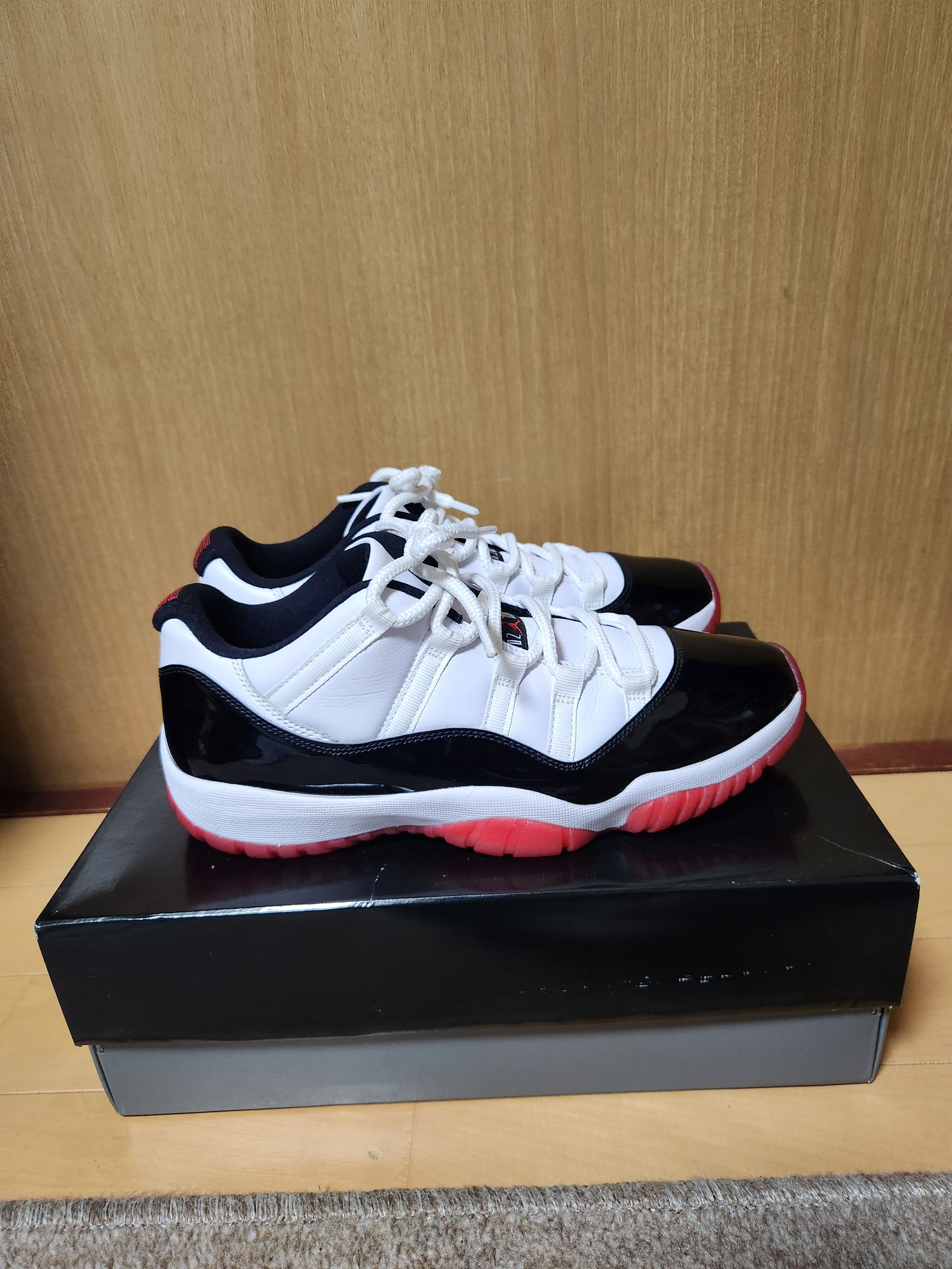 Nike Air Jordan 11 Low "Gym Red"