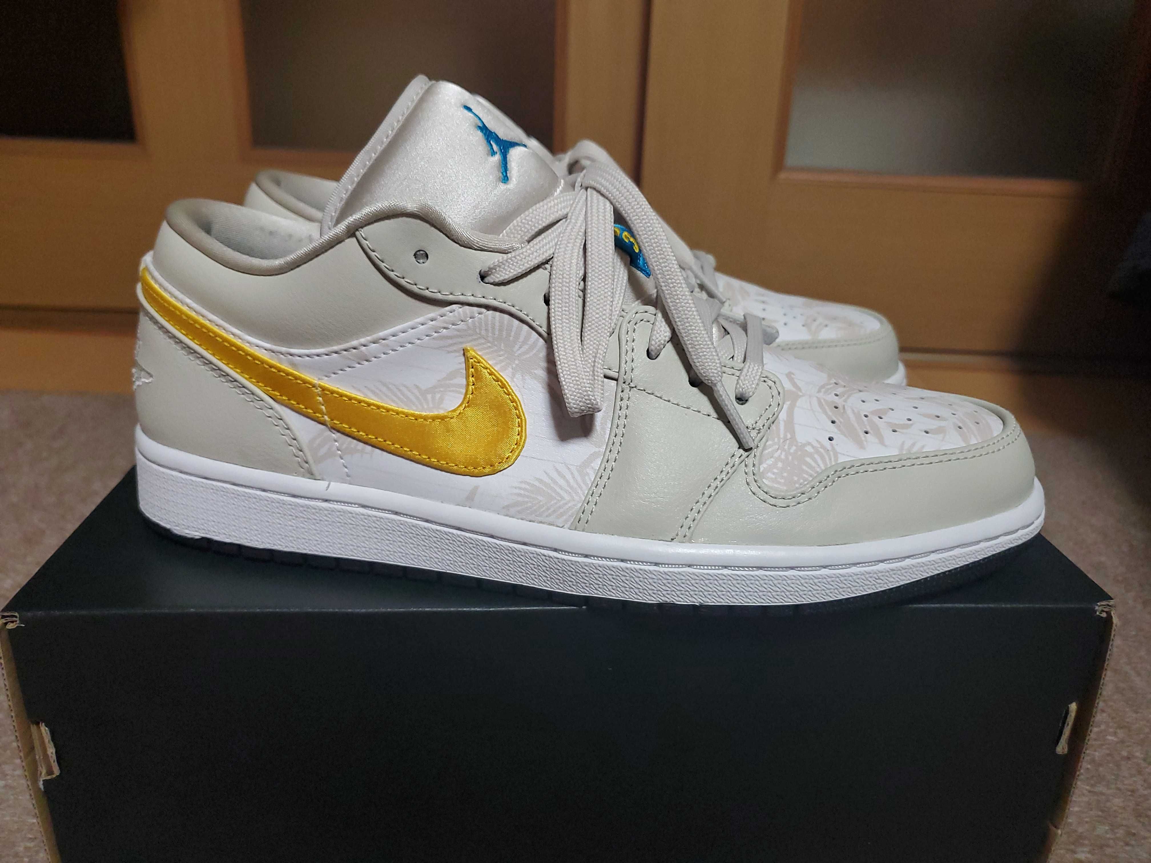 Nike Air Jordan 1 Low "Light Orewood Brown/Amarillo White/Laser Blue"