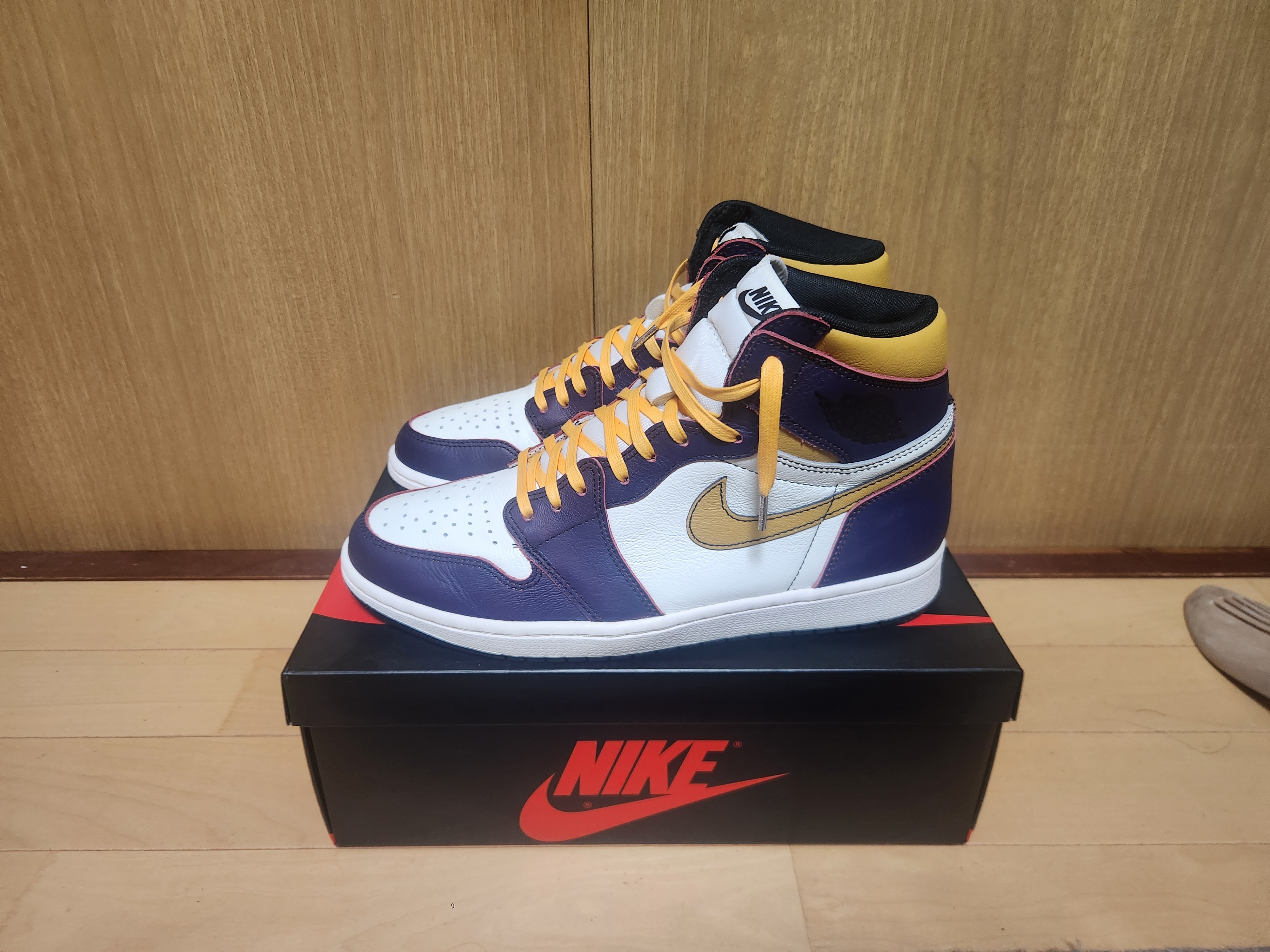 Nike SB × Air Jordan 1 Retro High "La To Chicago"
