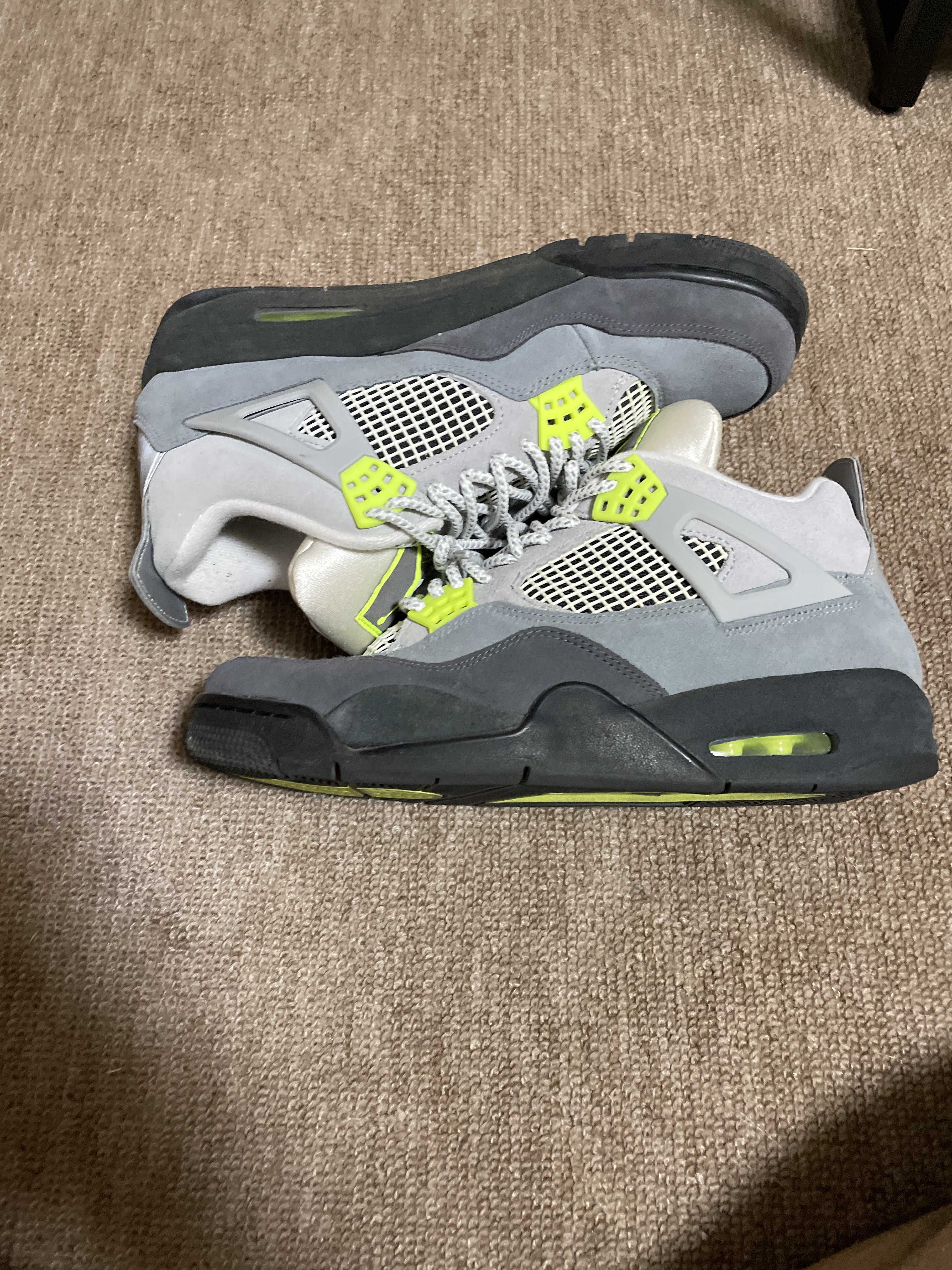 NIKE AIR JORDAN 4 RETRO LE "NEON"