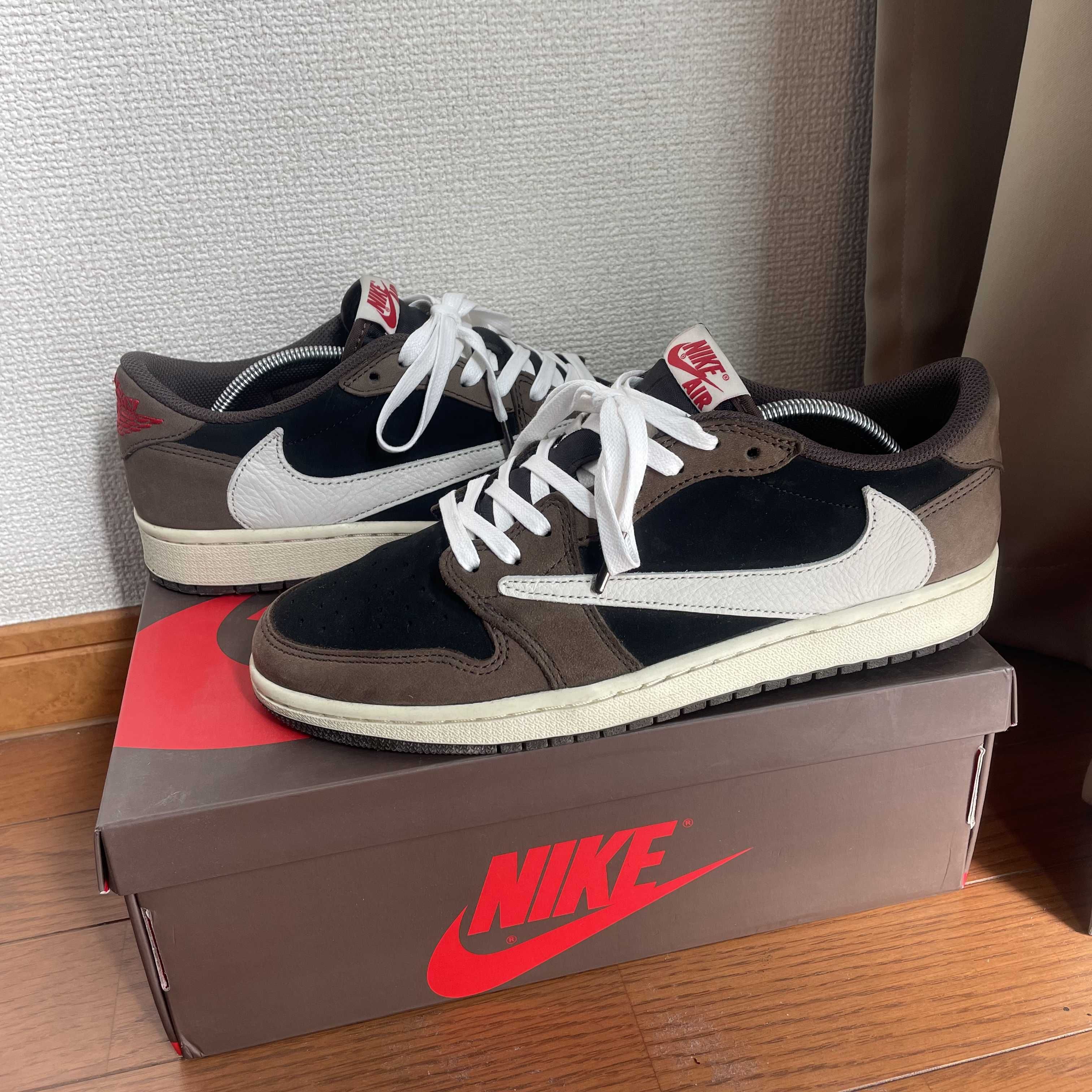 Travis Scott × Nike Air Jordan 1 Low OG SP-T "Black/Dark Mocha"