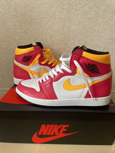 Nike Air Jordan 1 High OG "Light Fusion Red"