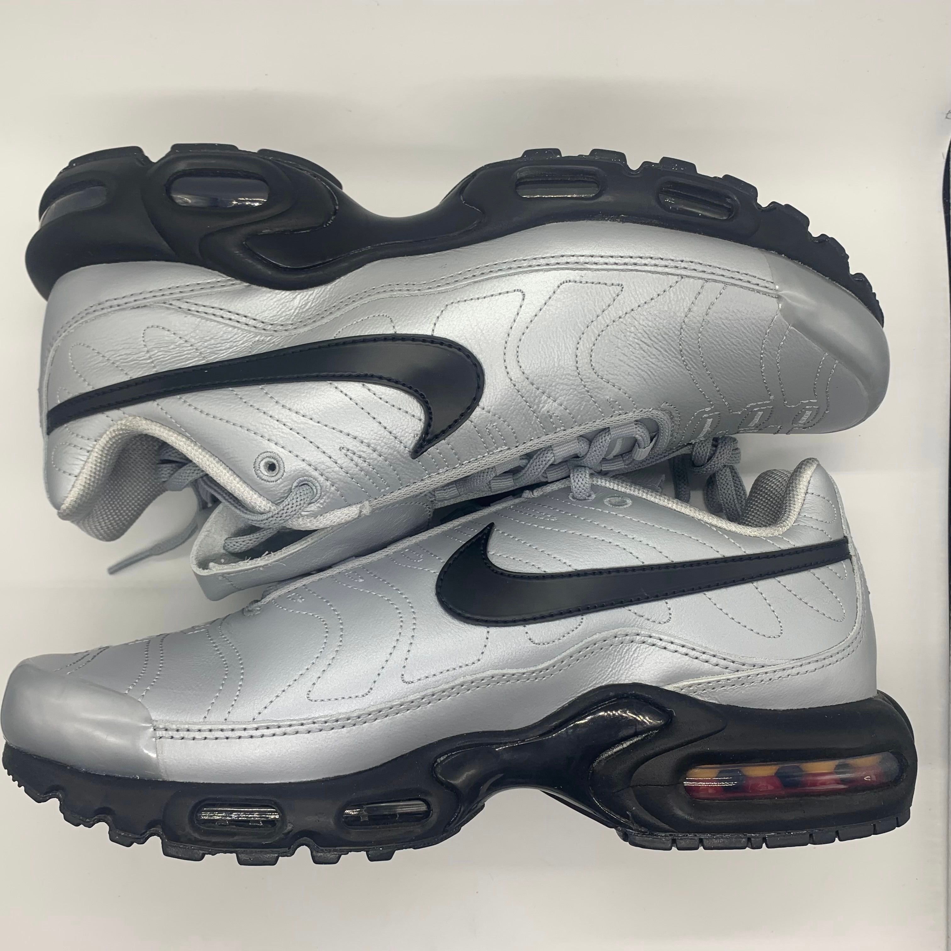 Nike Air Max Plus Tiempo "Wolf Grey and Black"