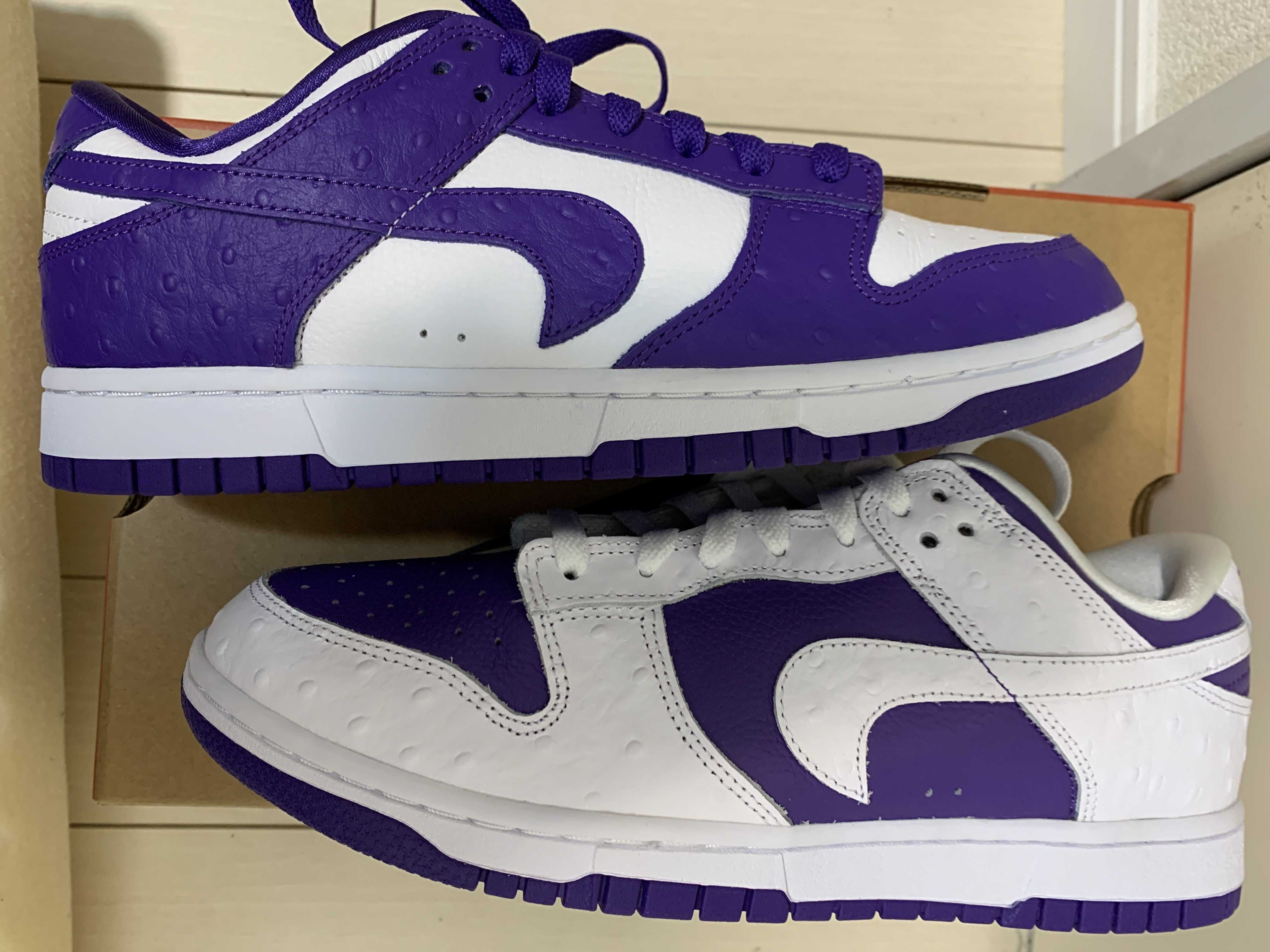 Nike Women's Dunk Low "Made You Look"