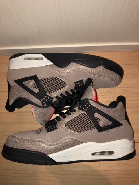 Nike Air Jordan 4 "Taupe Haze"   