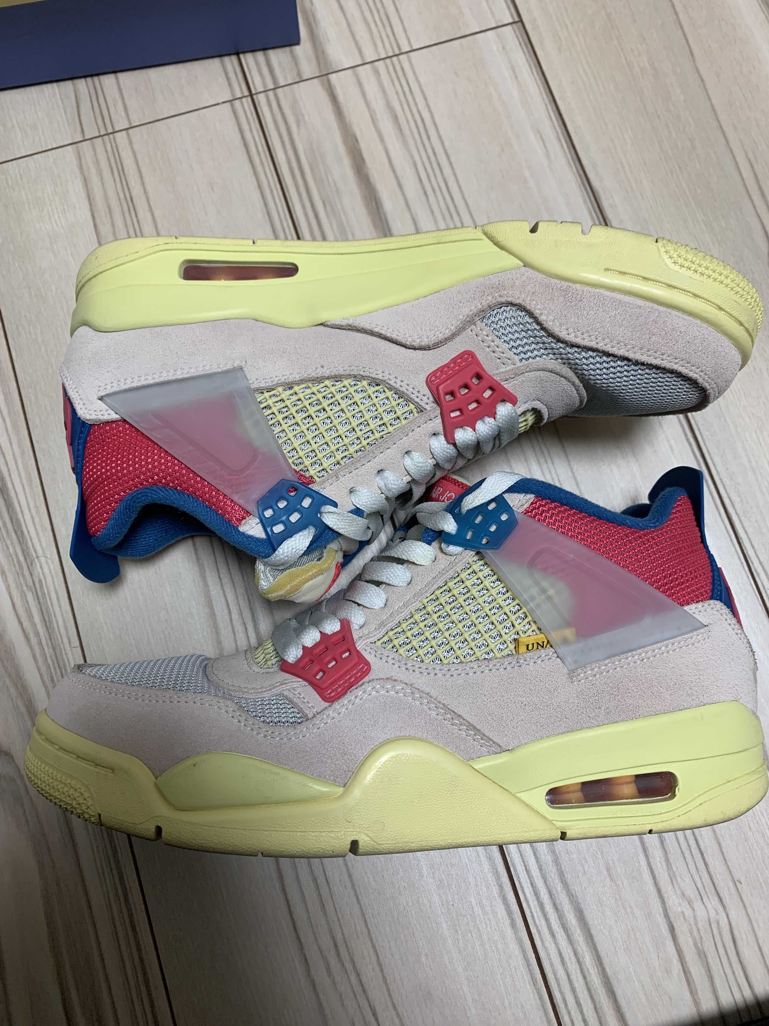 UNION × Nike Air Jordan 4 SP "Guava Ice/Light Fusion Red"