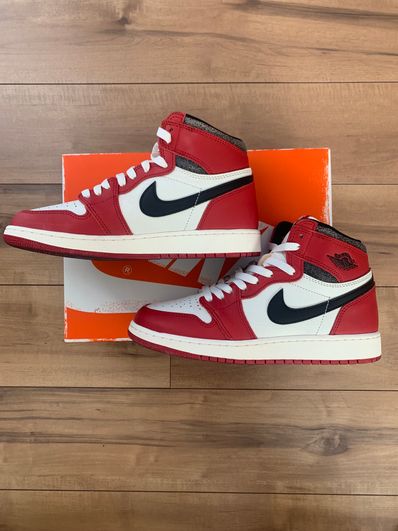 Nike GS Air Jordan 1 High OG "Lost & Found/Chicago"
