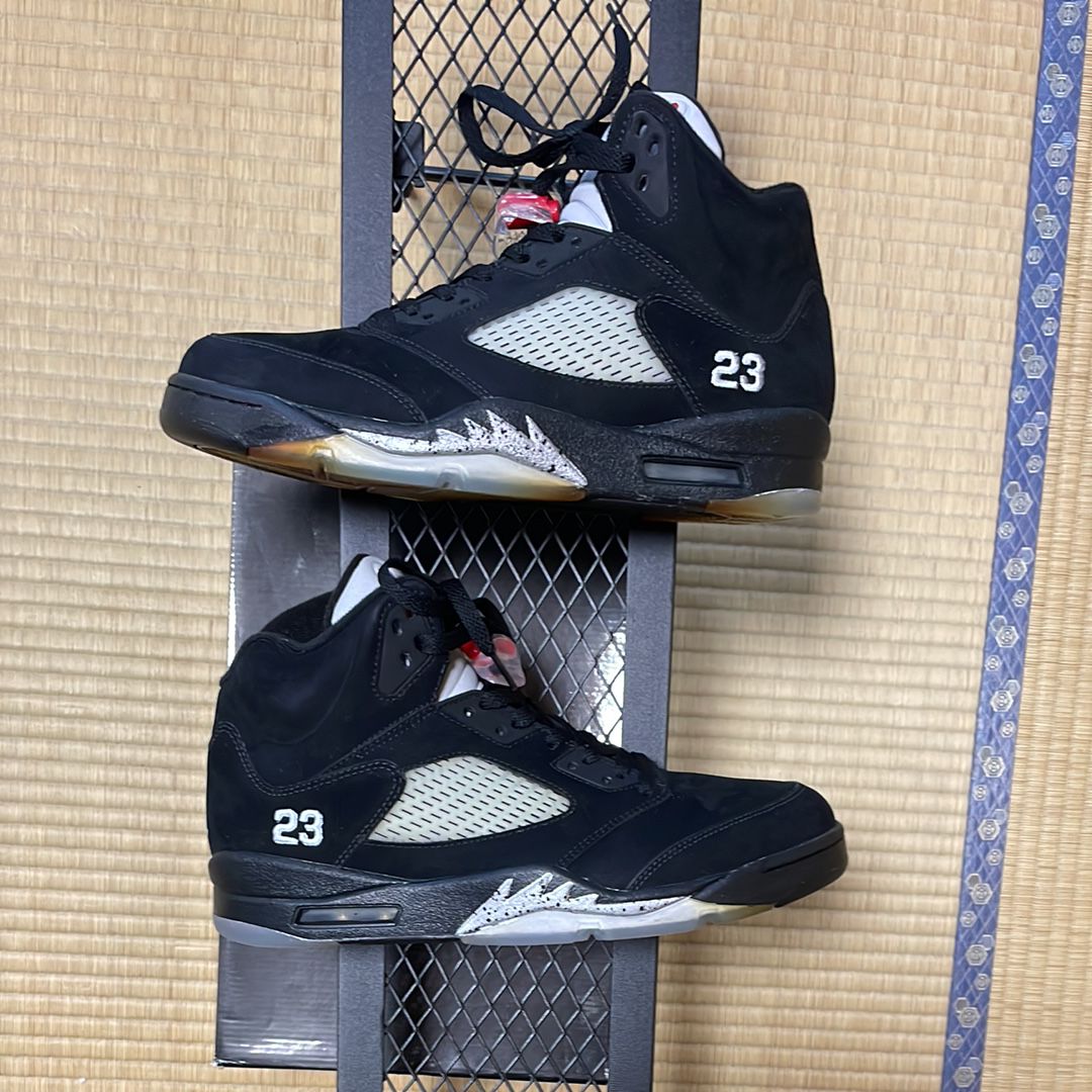 Nike Air Jordan 5 Retro "Black Metallic" (2011)