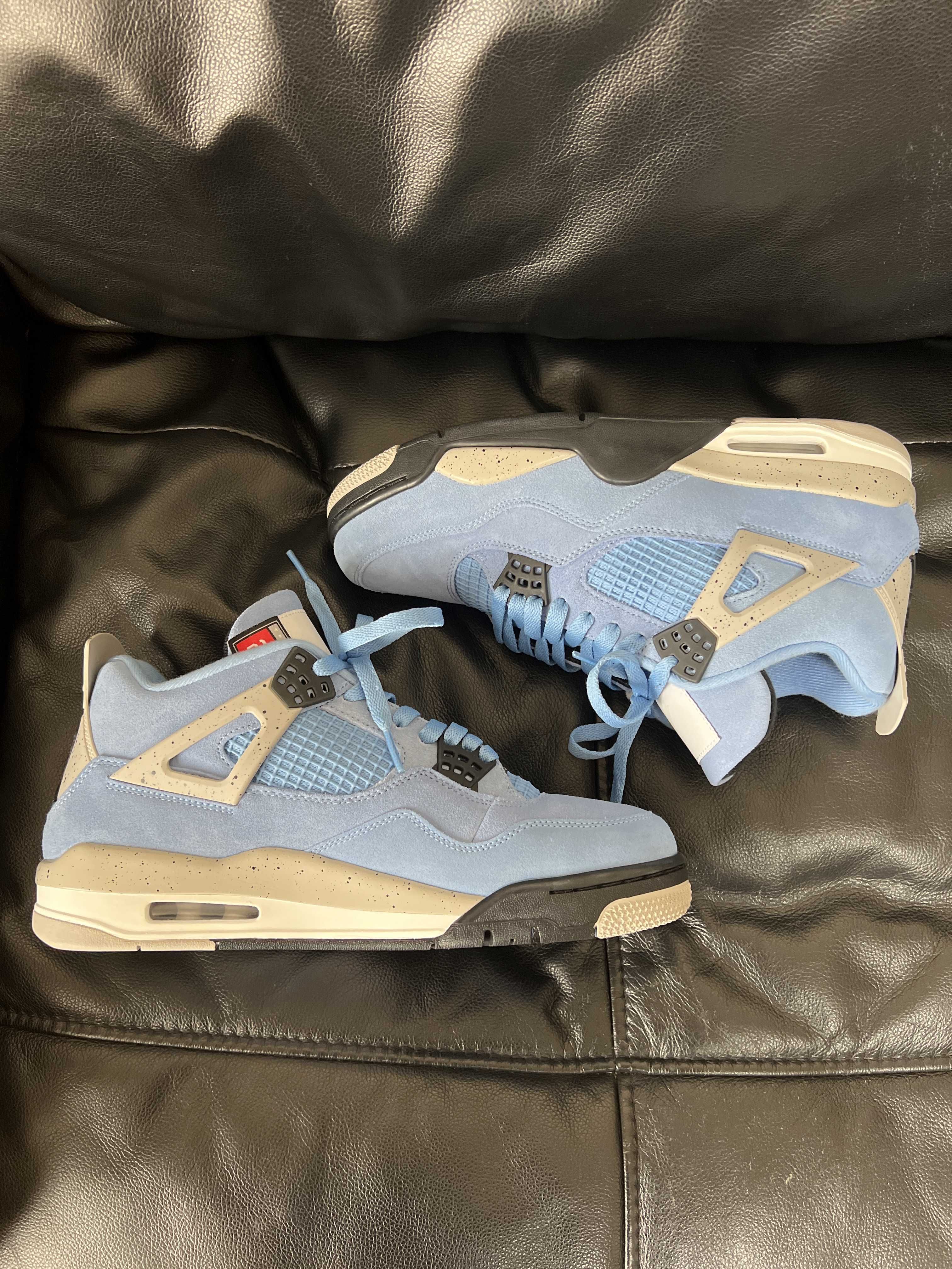 Nike Air Jordan 4 "University Blue"