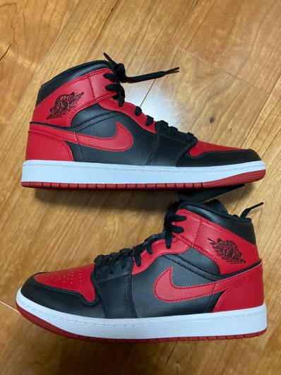 Nike Air Jordan 1 Mid "Bred"