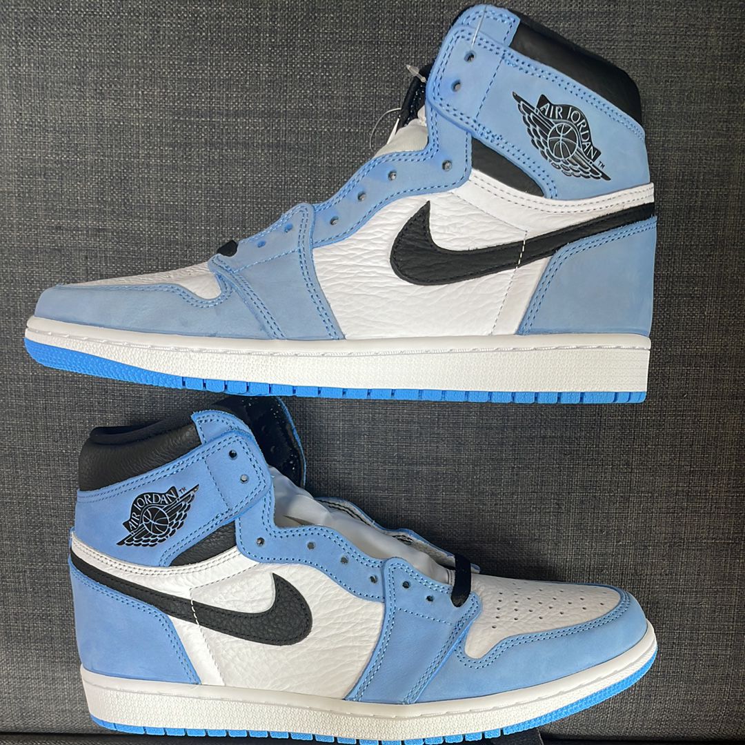 Nike Air Jordan 1 High OG "University Blue"