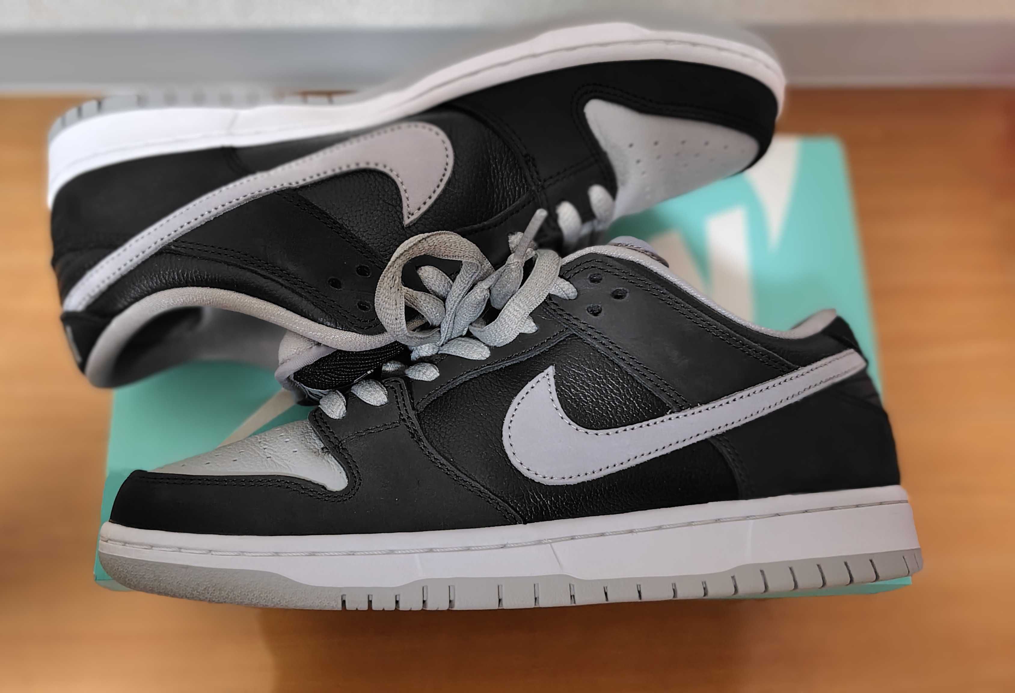 Nike SB Dunk Low "Shadow"