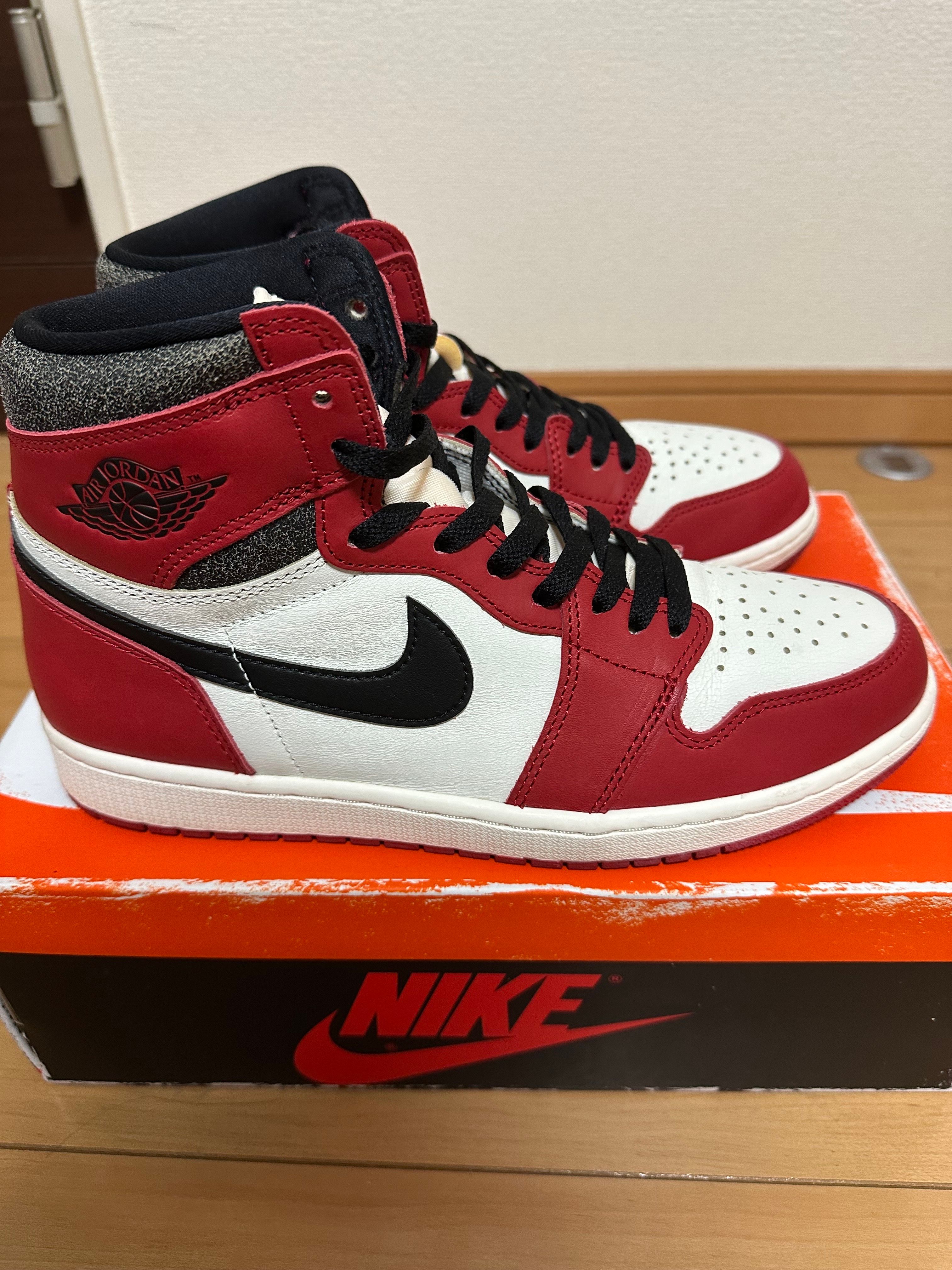 Nike Air Jordan 1 High OG "Lost & Found/Chicago"