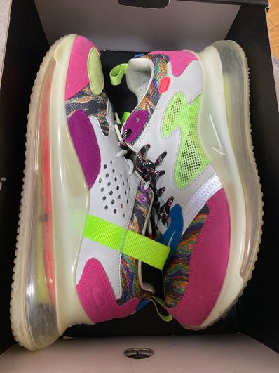 ODELL BECKHAM JR × NIKE AIR MAX 720 "White/Wine Red"