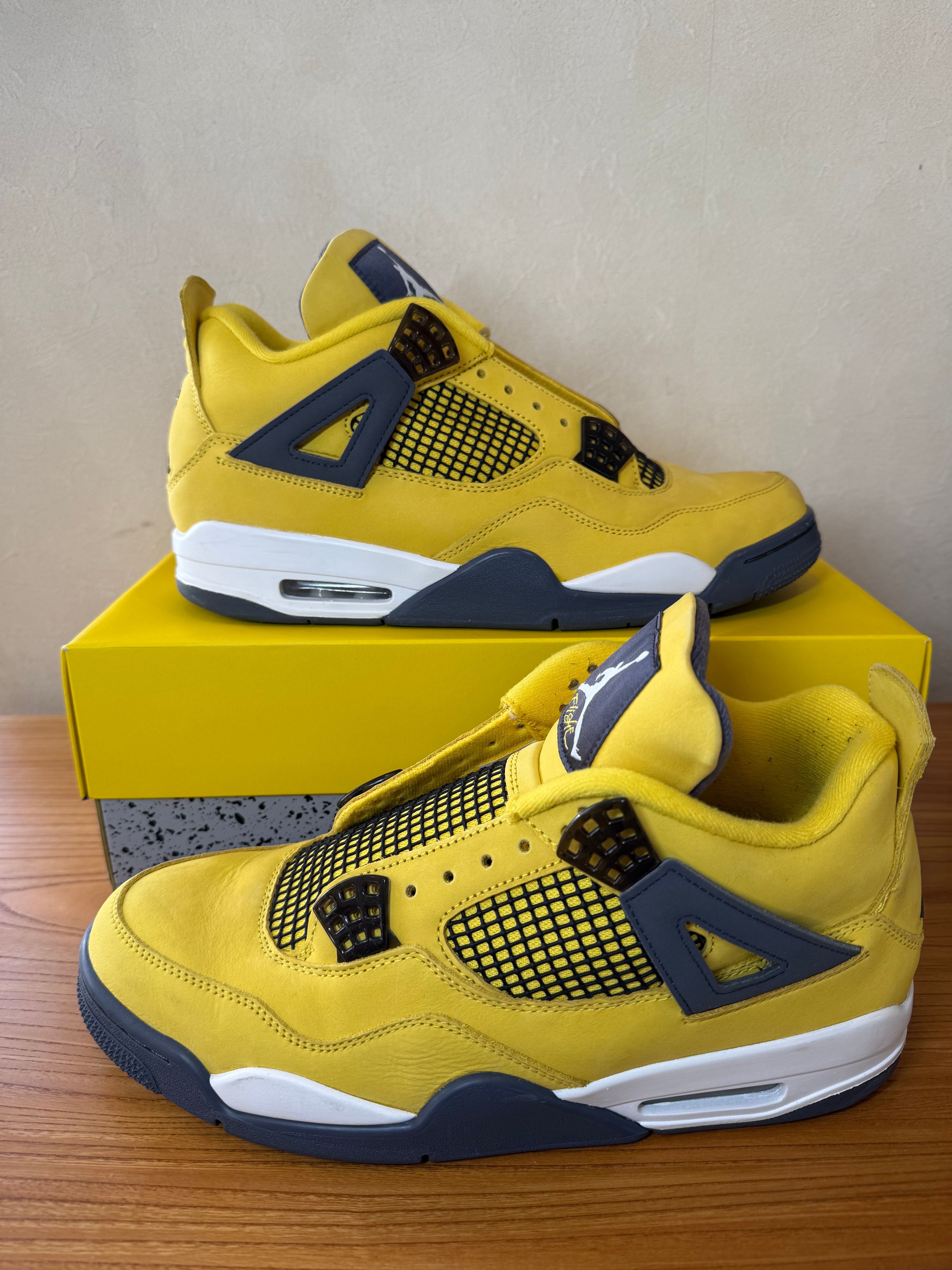 Nike Air Jordan 4 "Tour Yellow"